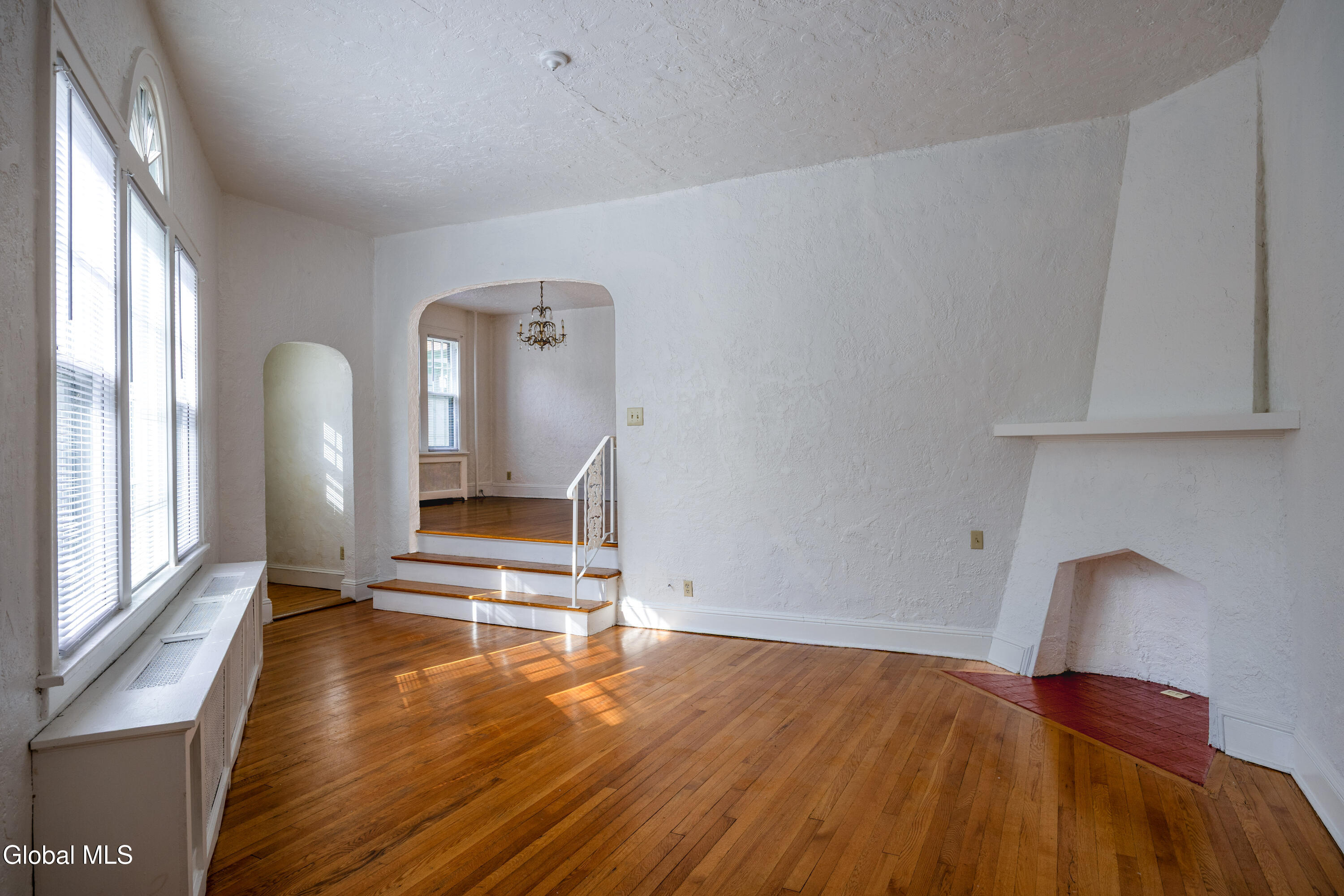 4 View Avenue