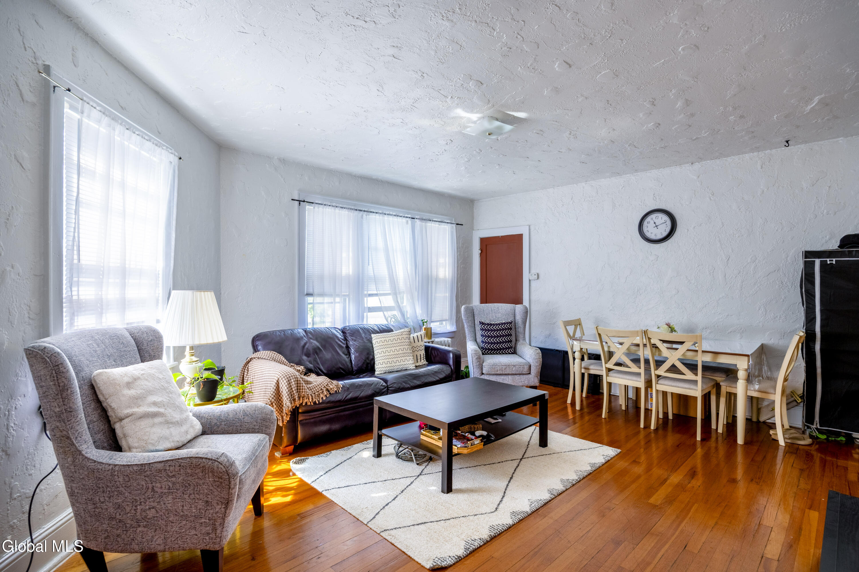4 View Avenue