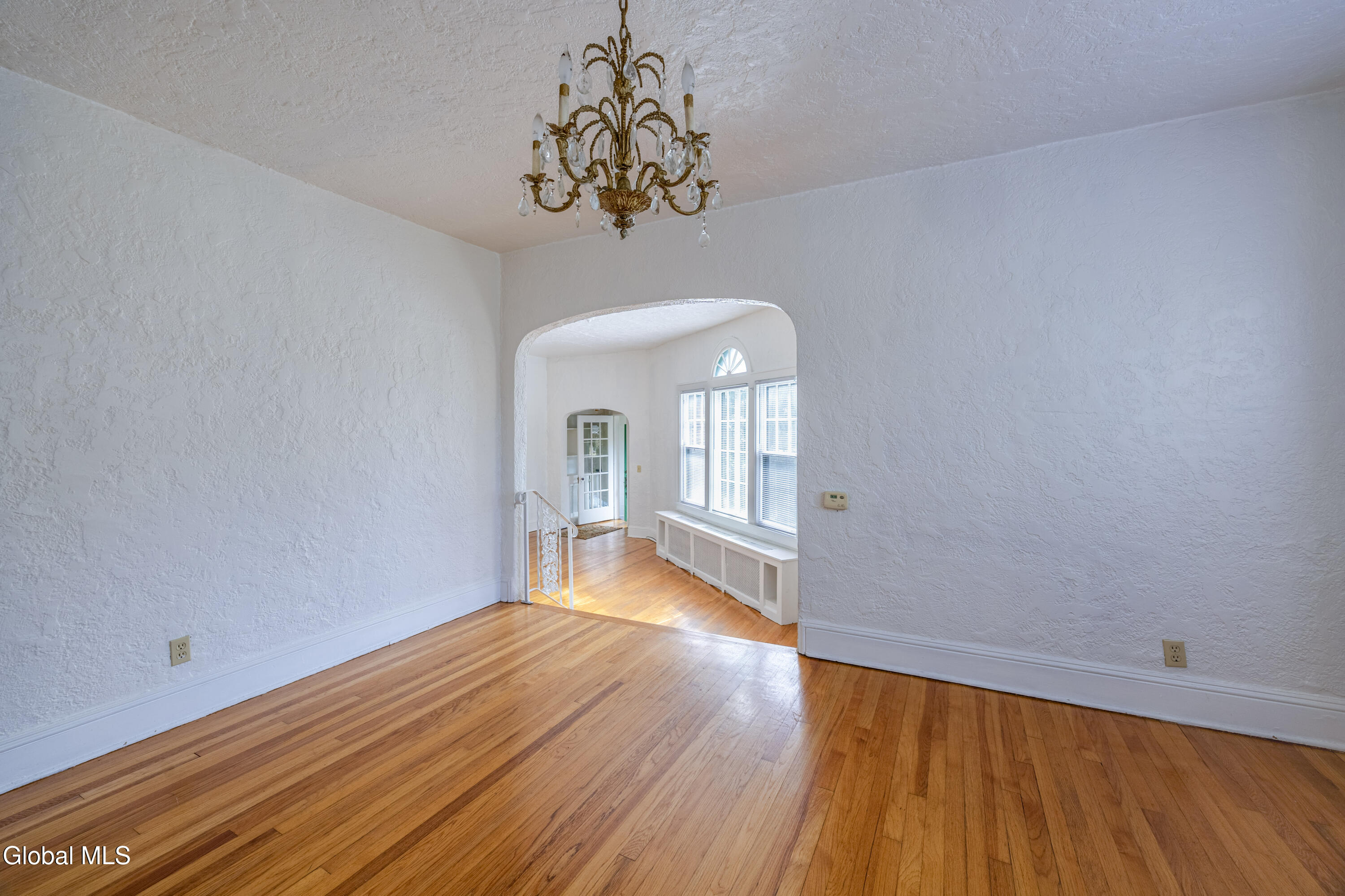 4 View Avenue