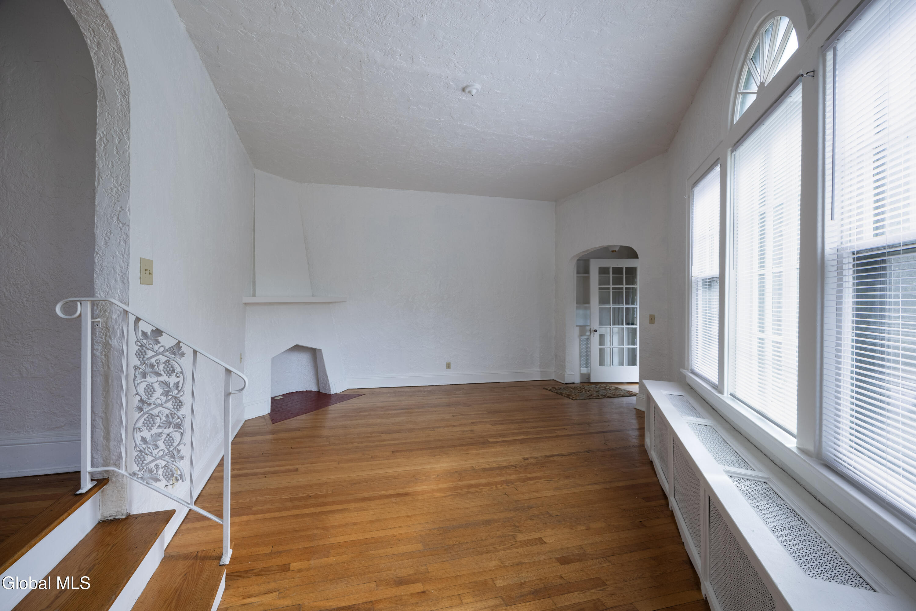 4 View Avenue