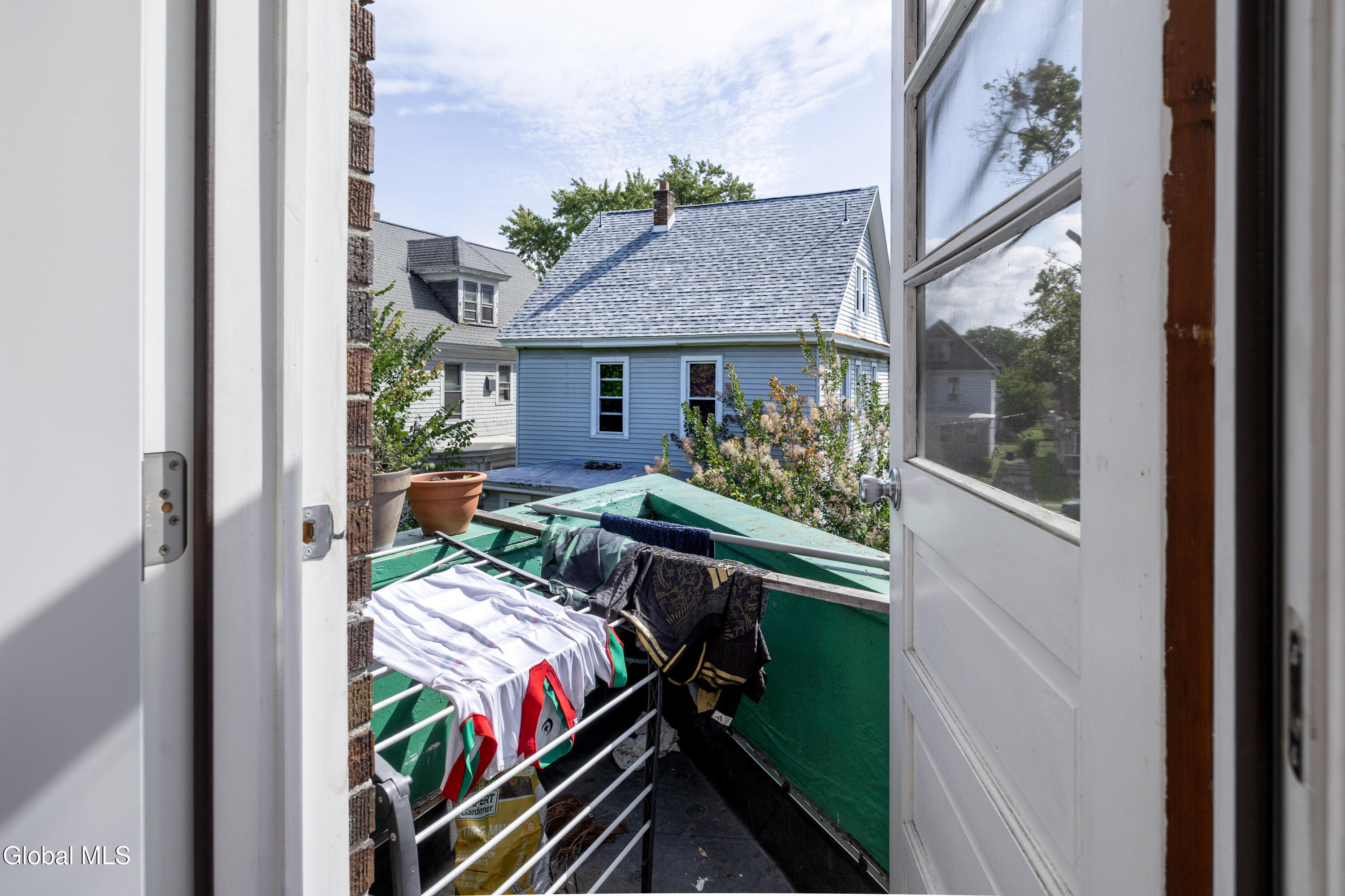 4 View Avenue