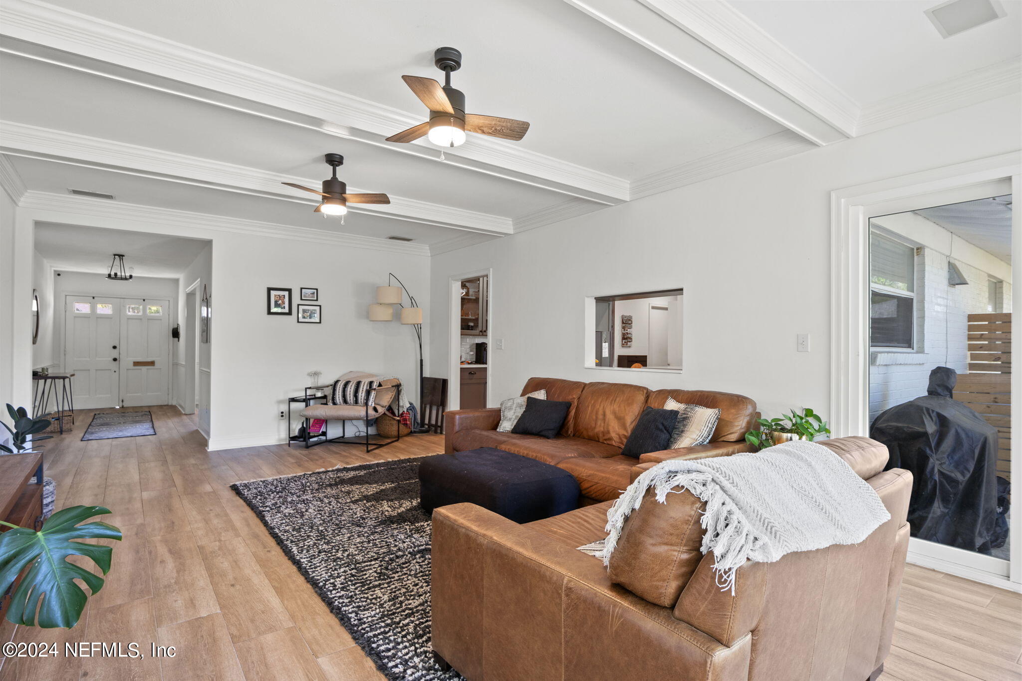 2923 CABALLERO Drive