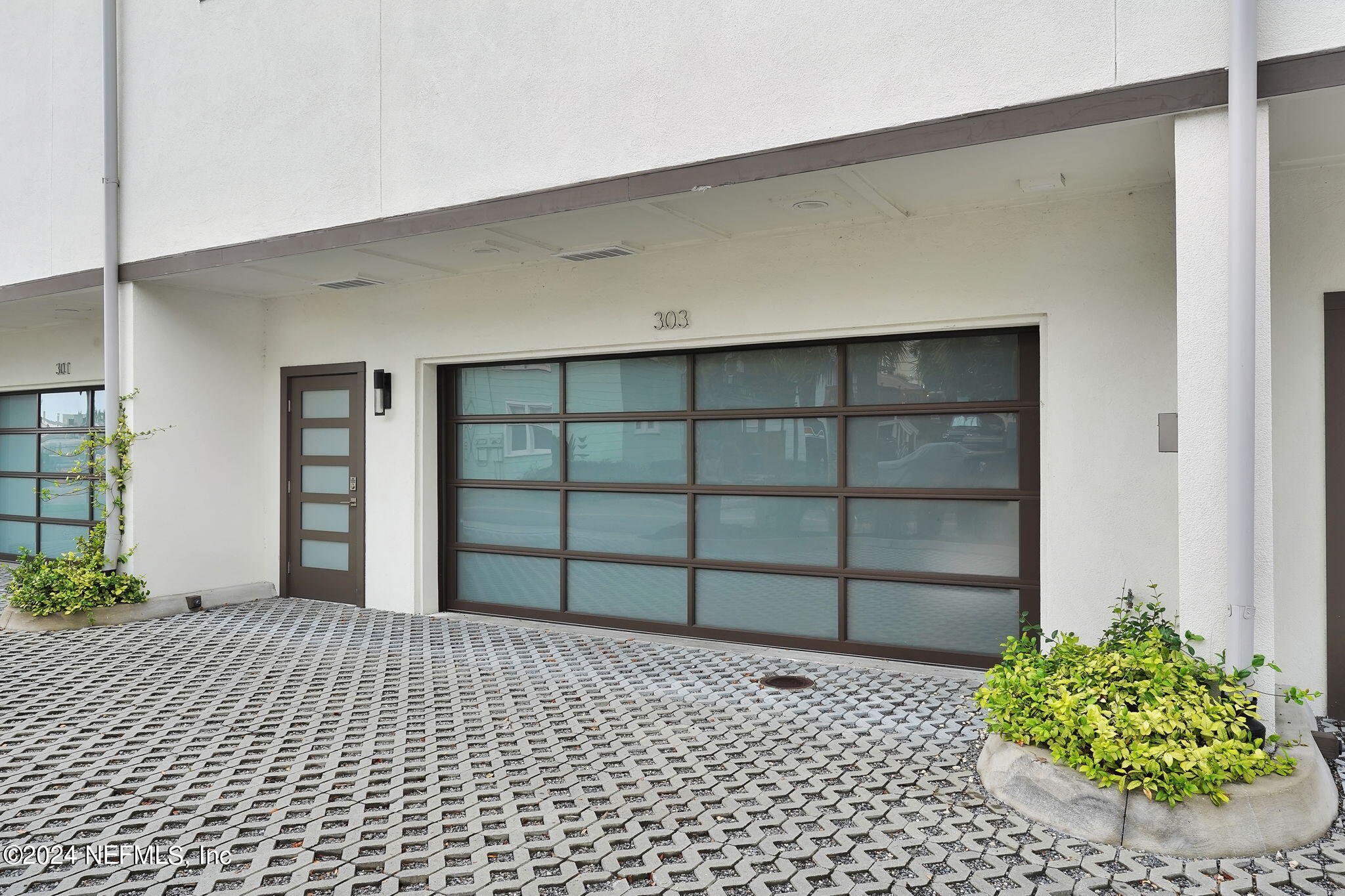 303 AHERN Street