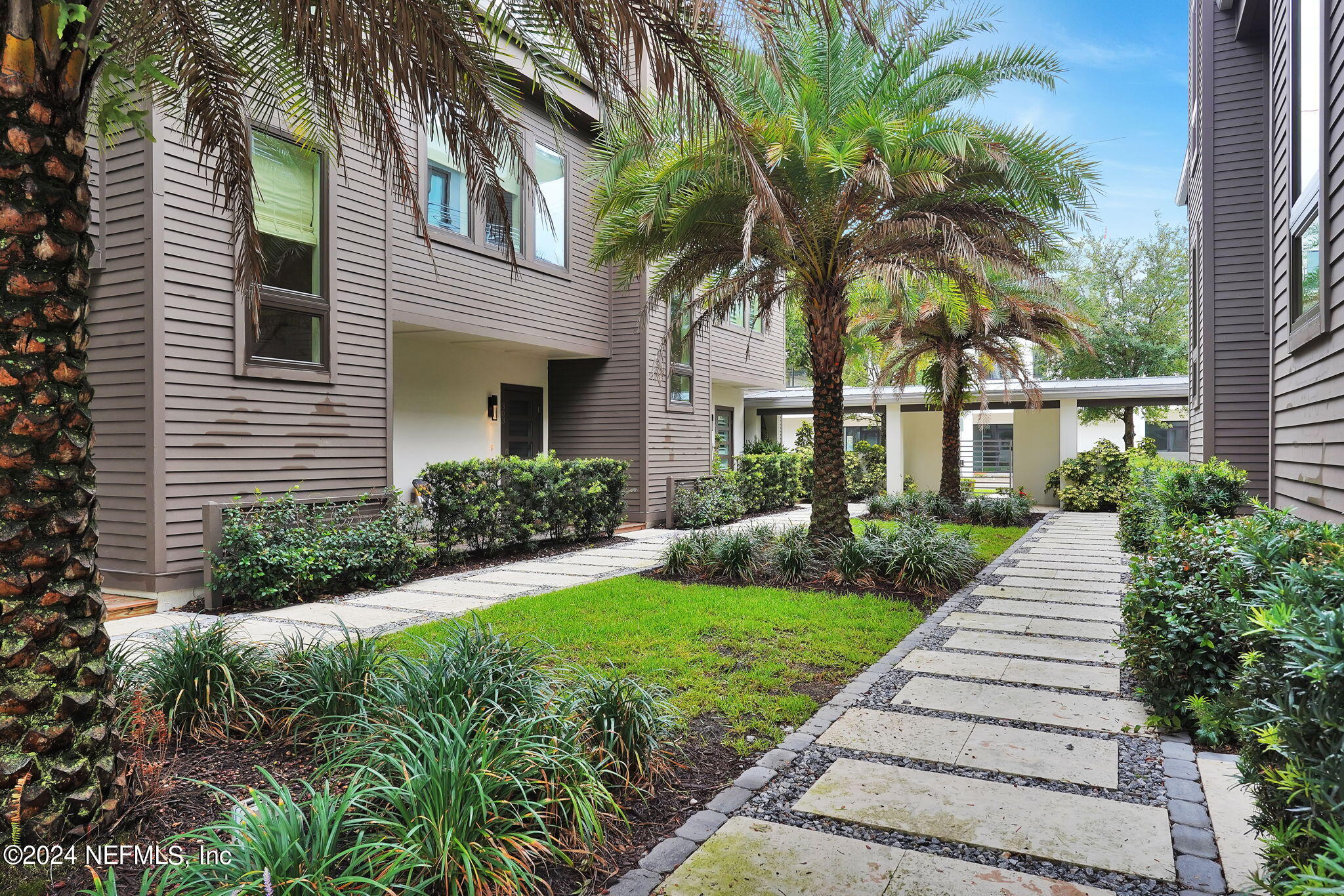 303 AHERN Street
