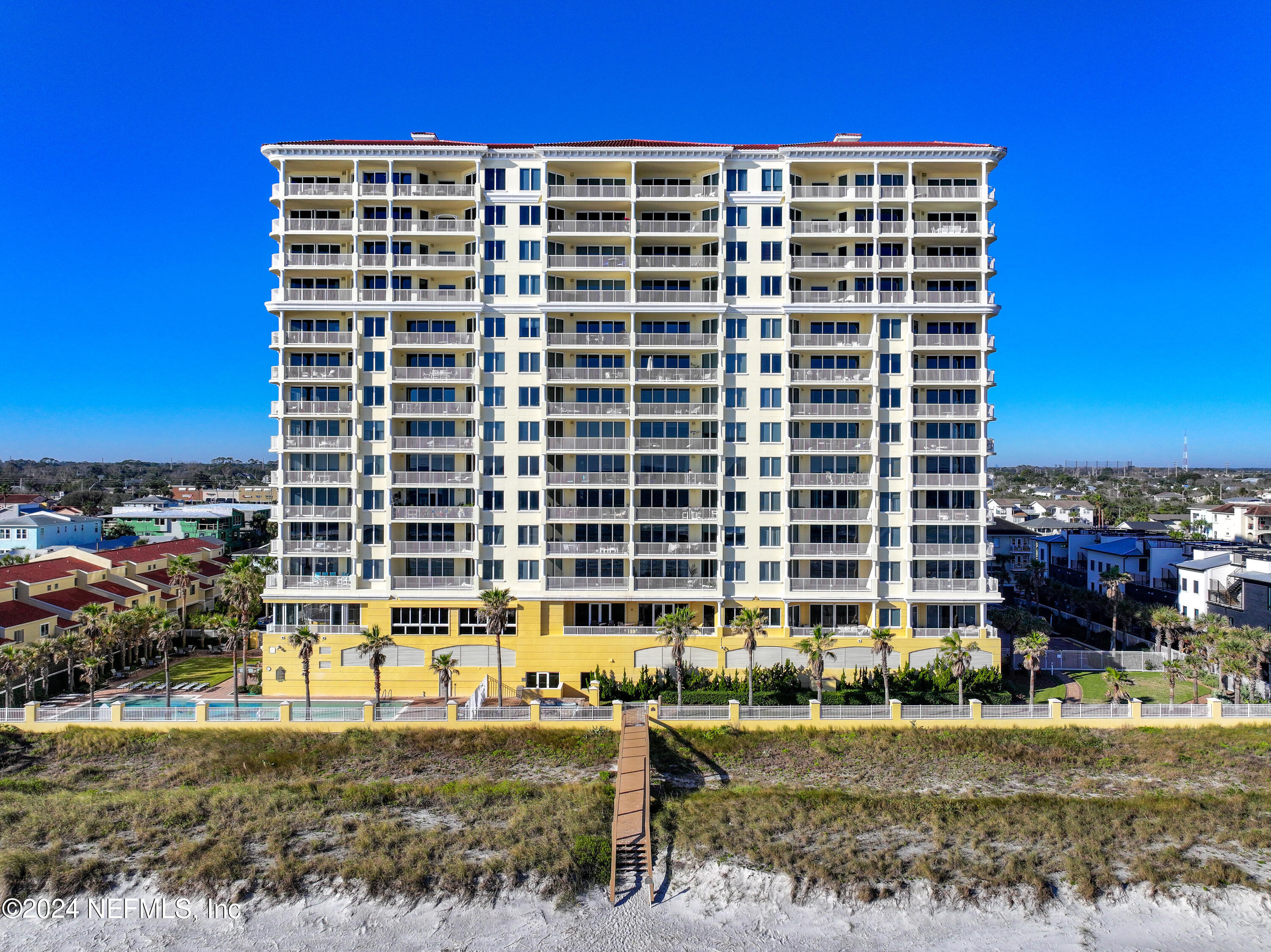 1031 1ST Street S, 305