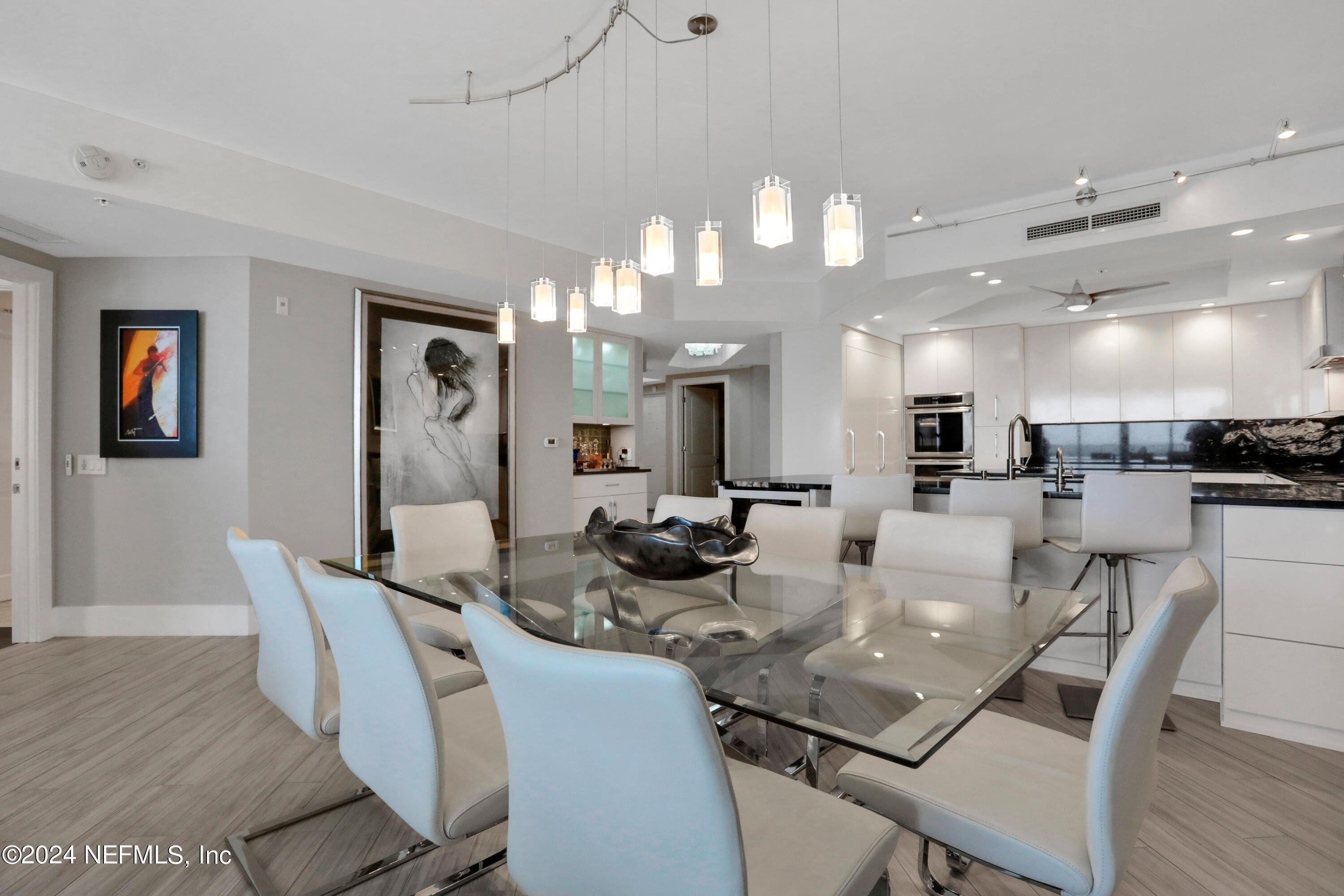 1031 1ST Street S, 305