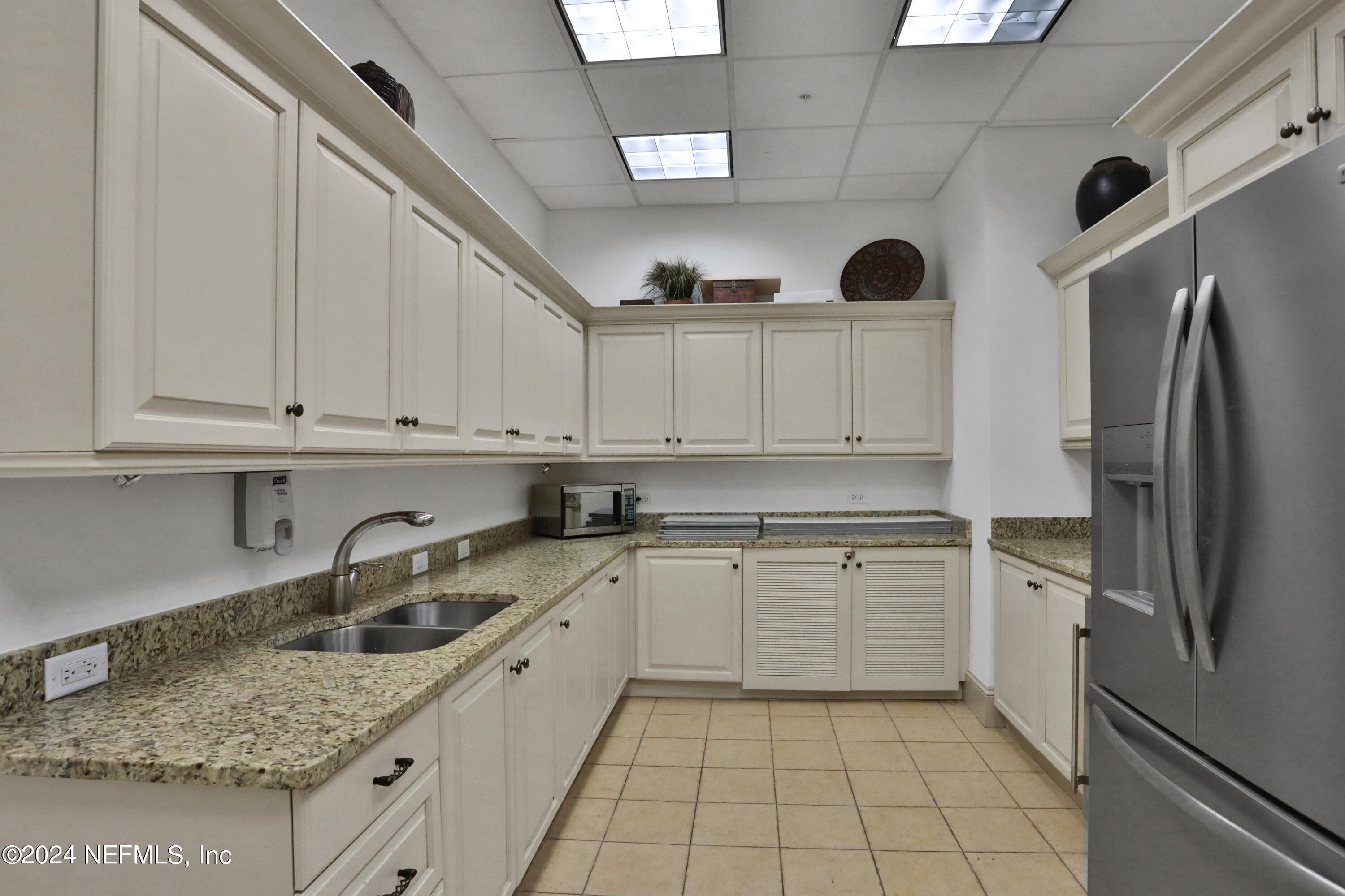 1031 1ST Street S, 305