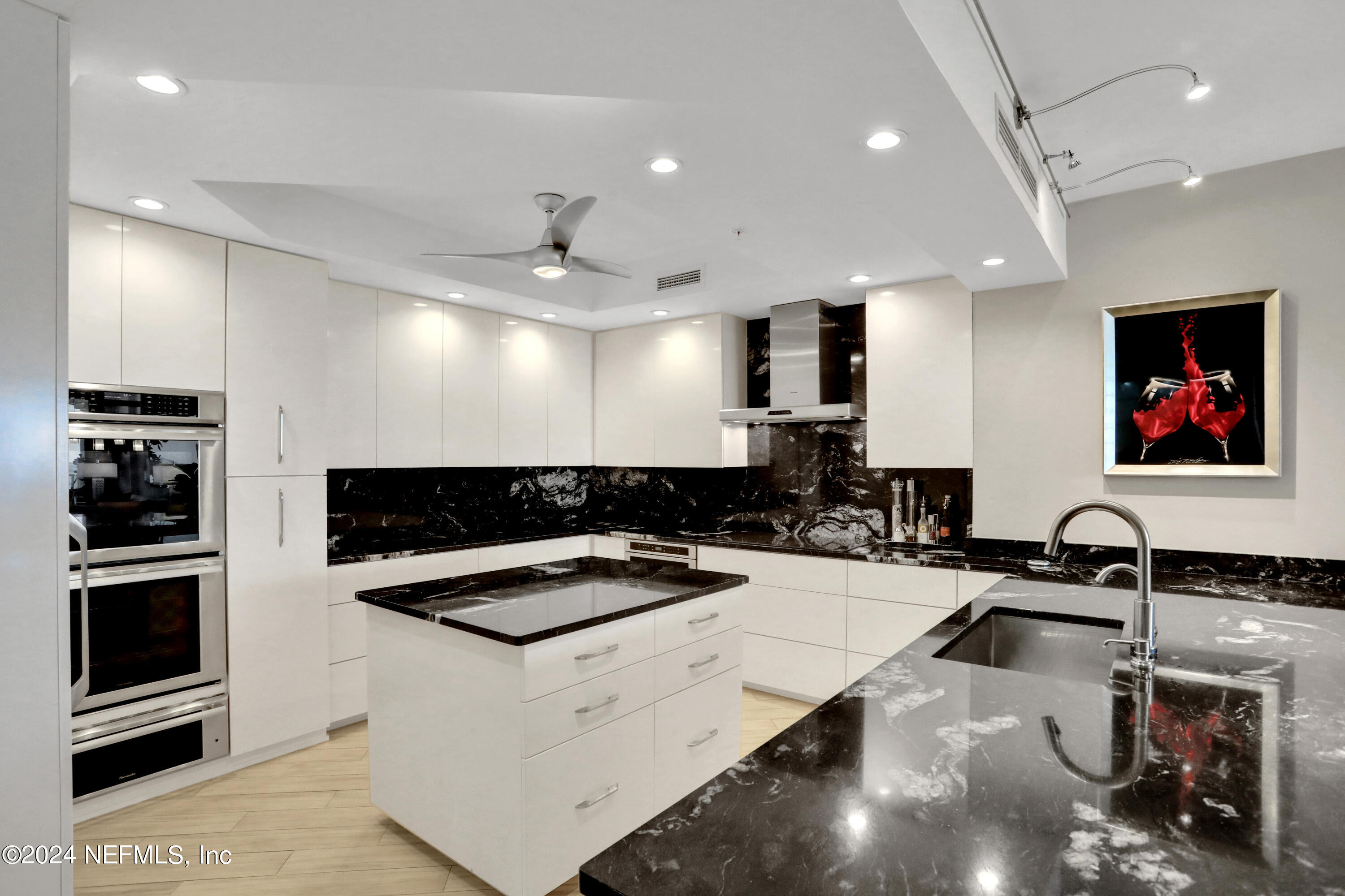 1031 1ST Street S, 305