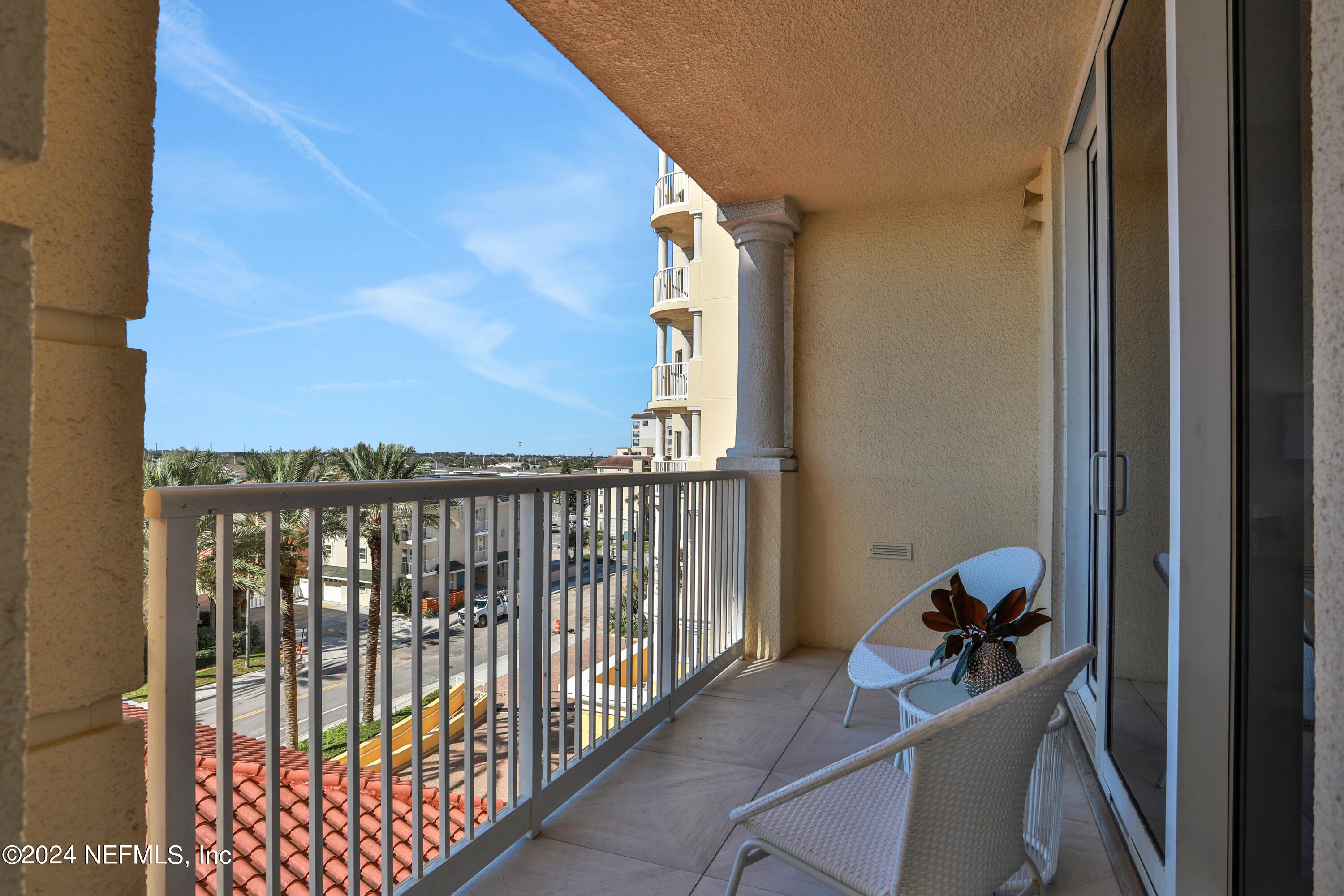 1031 1ST Street S, 305