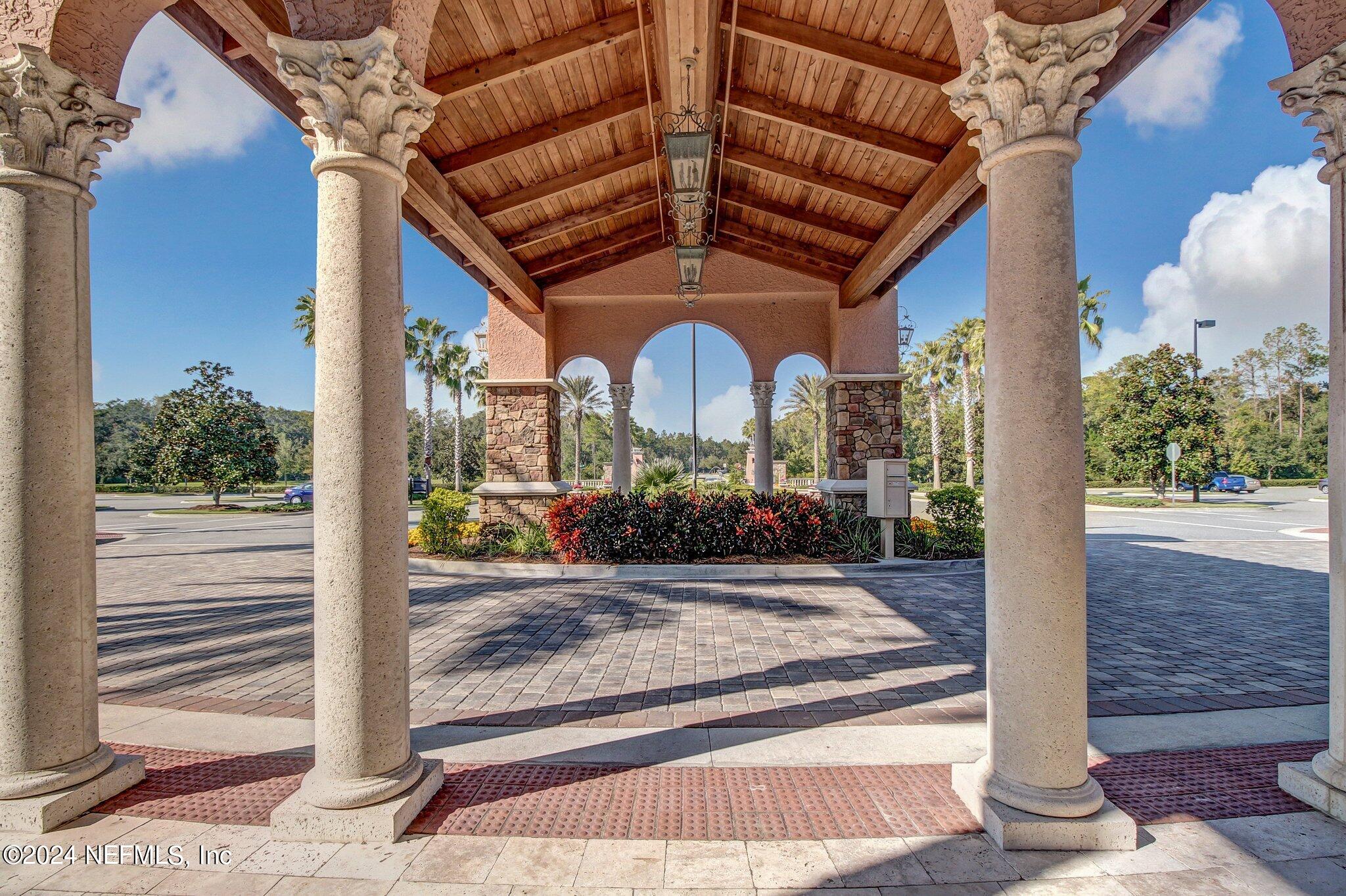 376 EAGLE PASS Drive