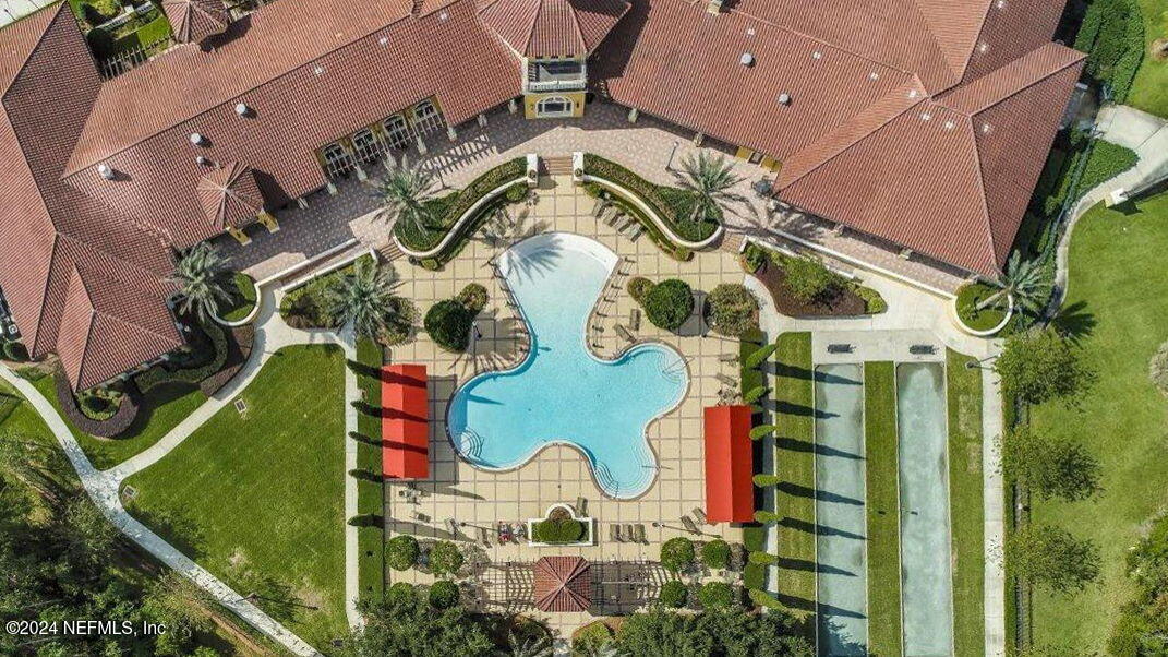 9256 WATERGLEN Lane