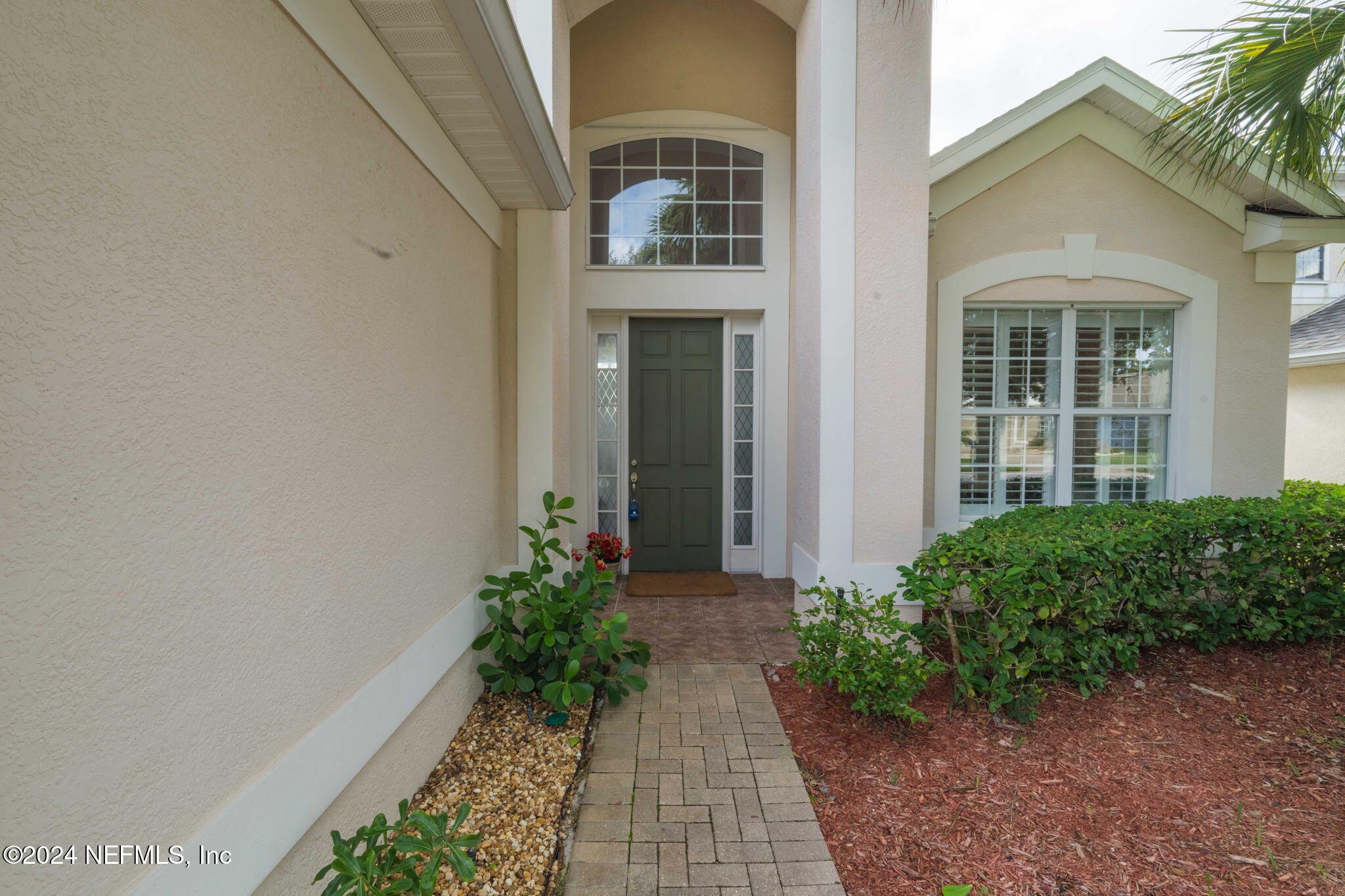 9256 WATERGLEN Lane