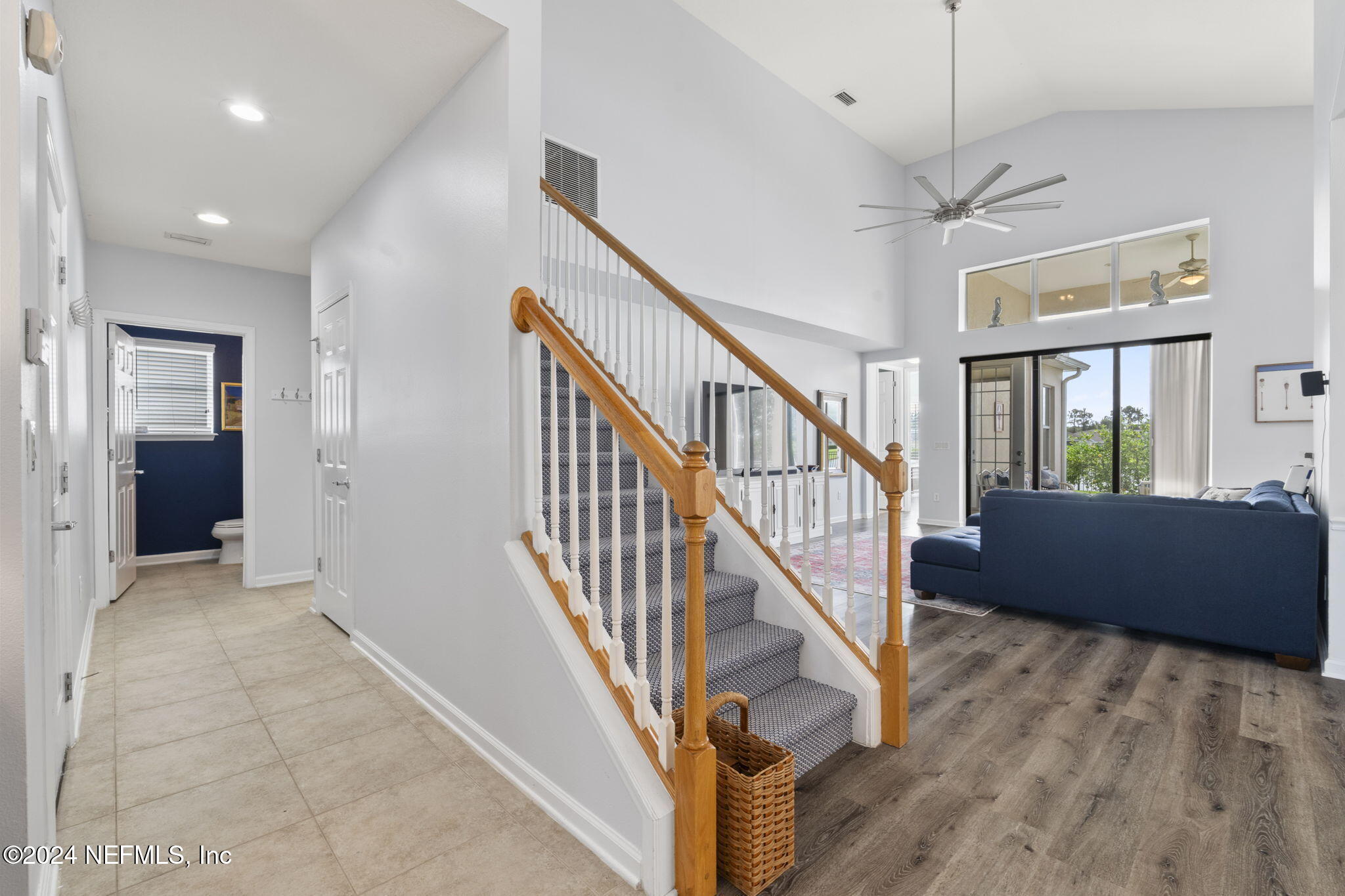 9256 WATERGLEN Lane