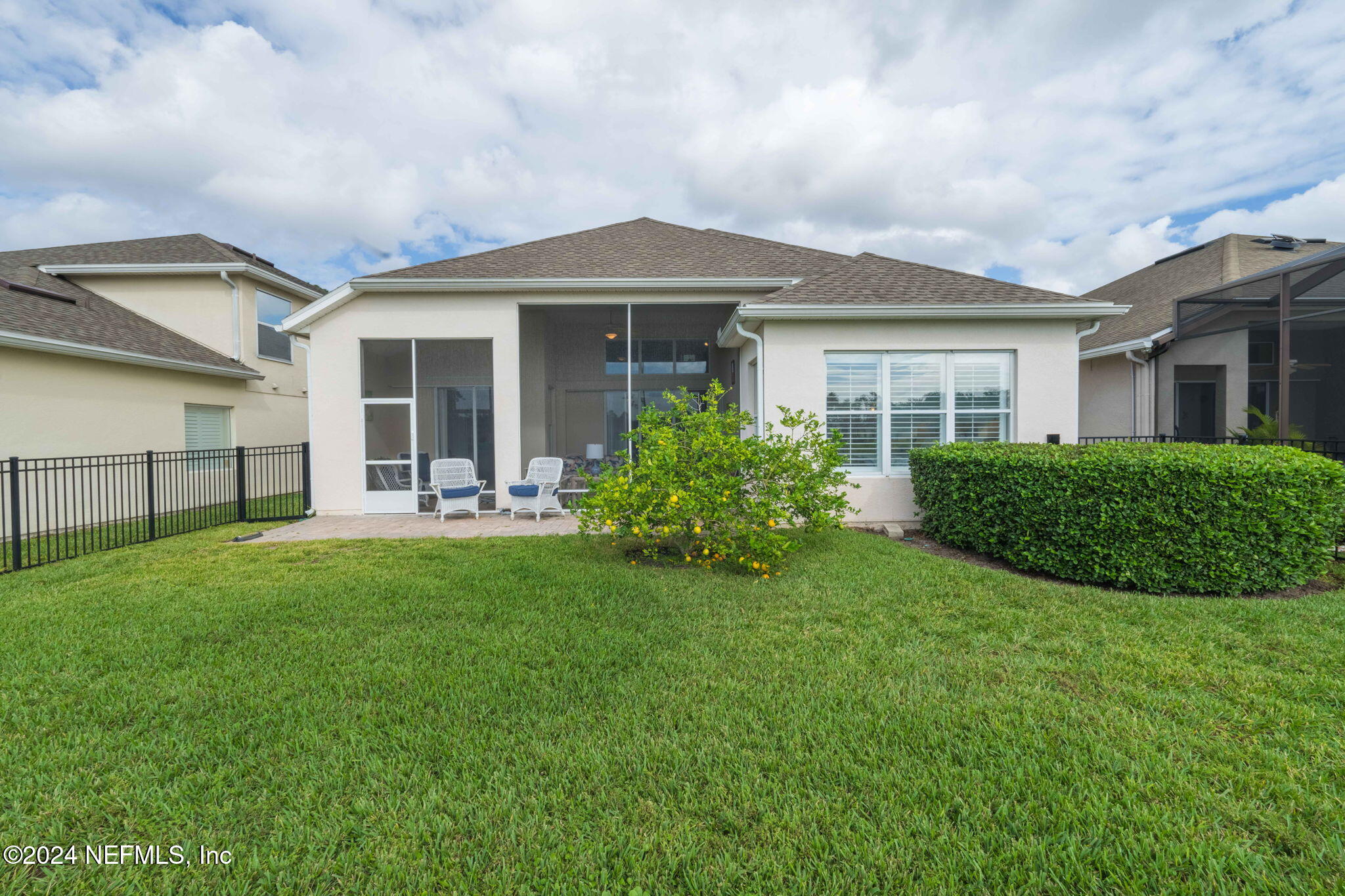 9256 WATERGLEN Lane