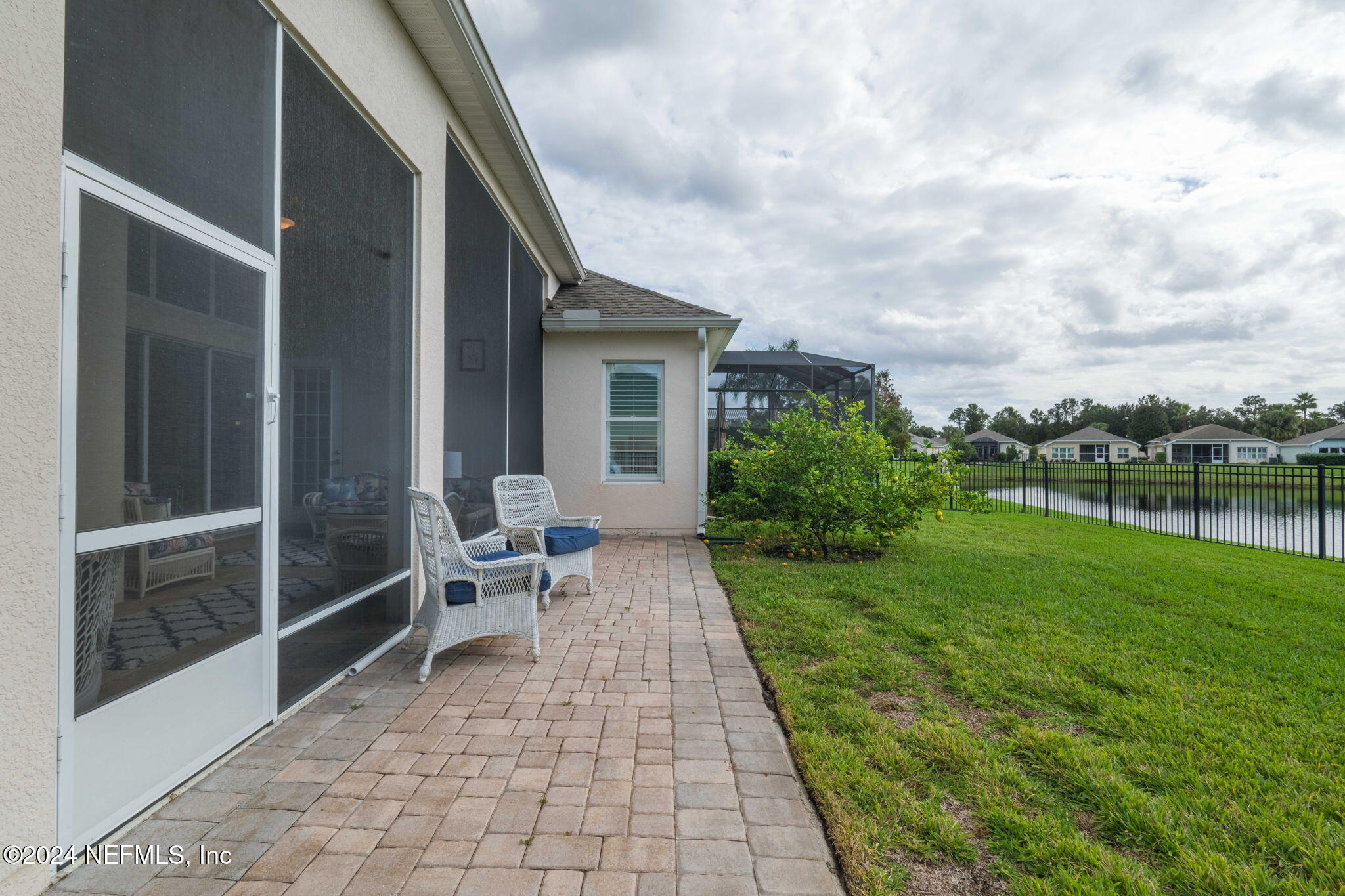 9256 WATERGLEN Lane