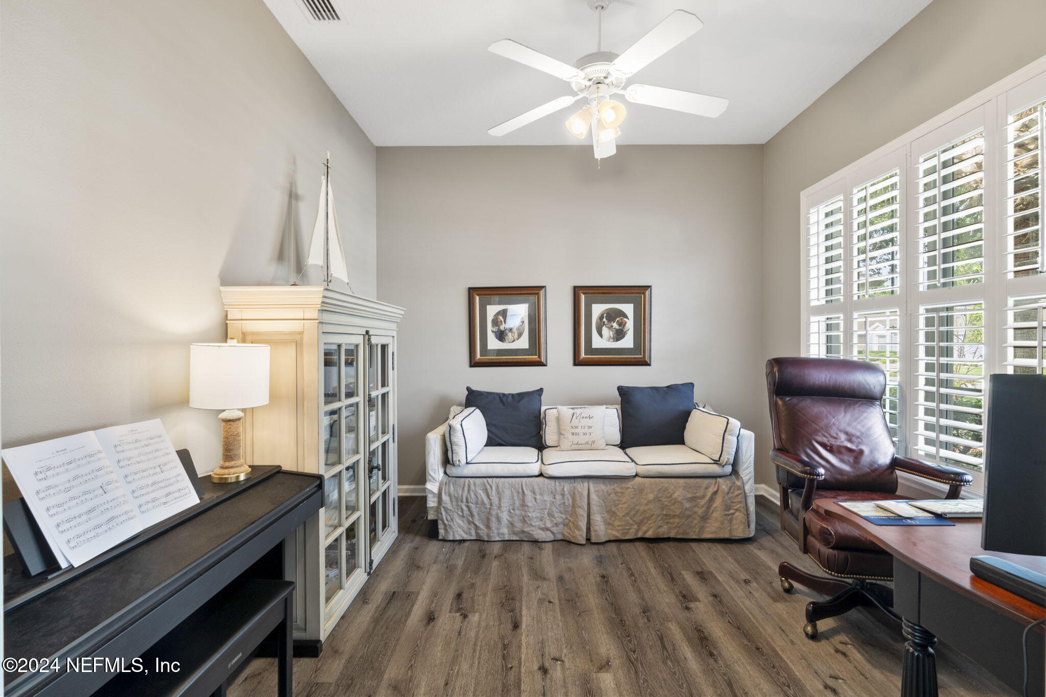 9256 WATERGLEN Lane