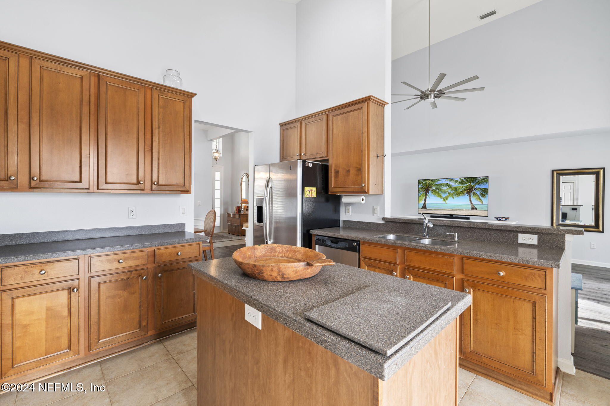 9256 WATERGLEN Lane