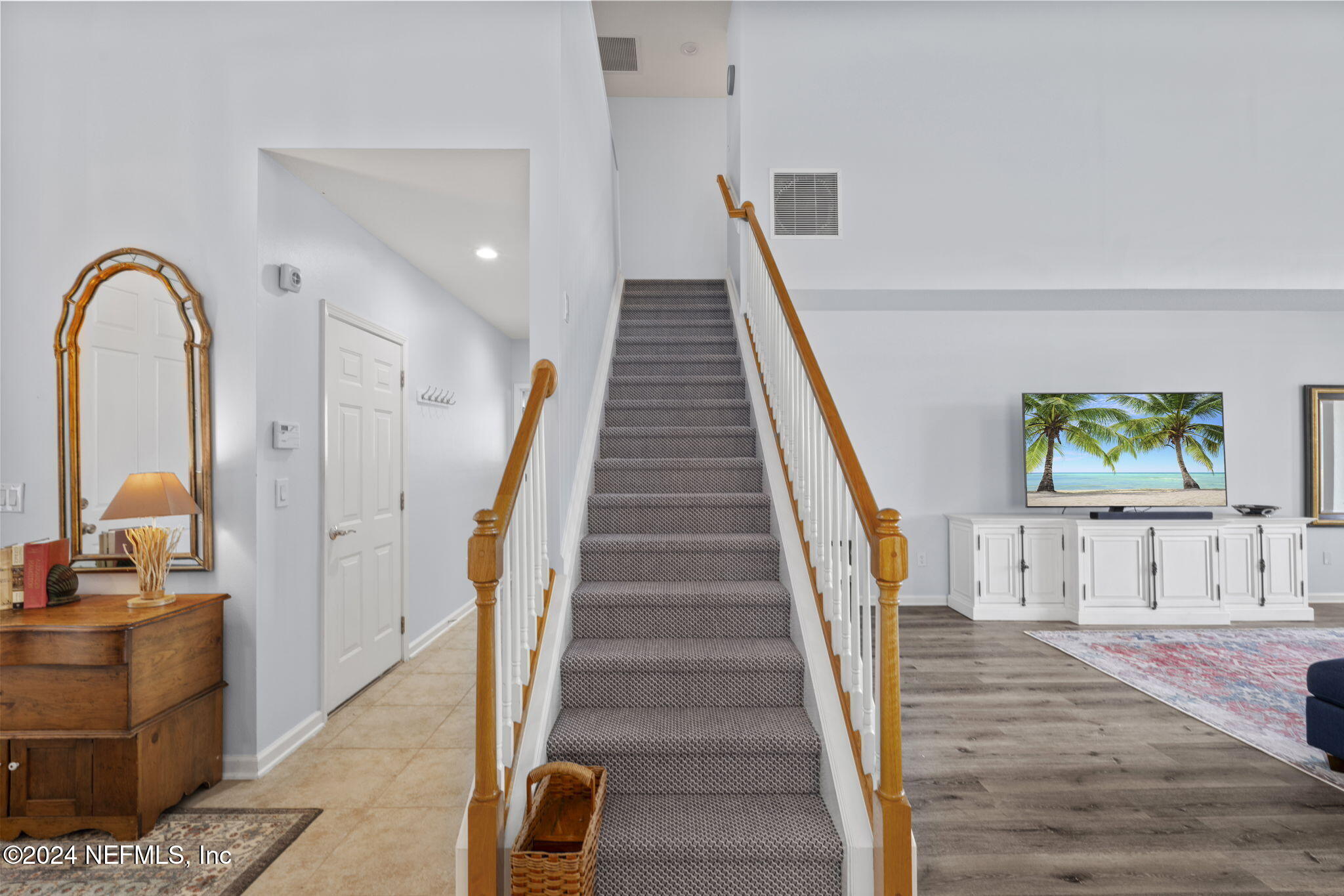 9256 WATERGLEN Lane