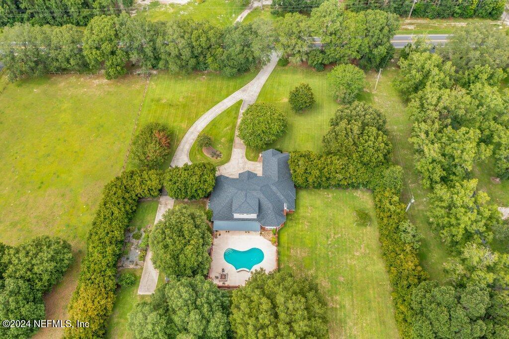 7436 WOODLAWN Road