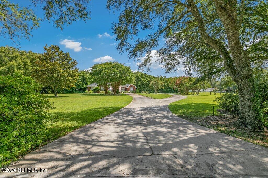 7436 WOODLAWN Road