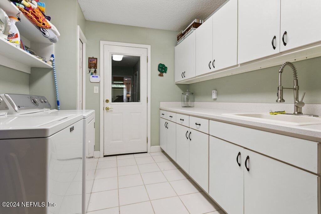 7436 WOODLAWN Road