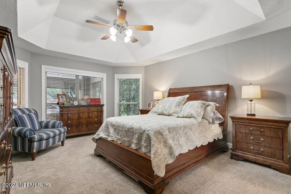 7436 WOODLAWN Road