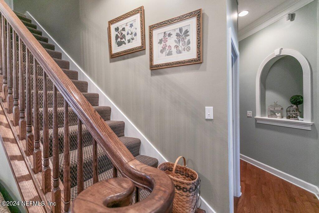 7436 WOODLAWN Road