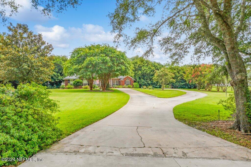 7436 WOODLAWN Road