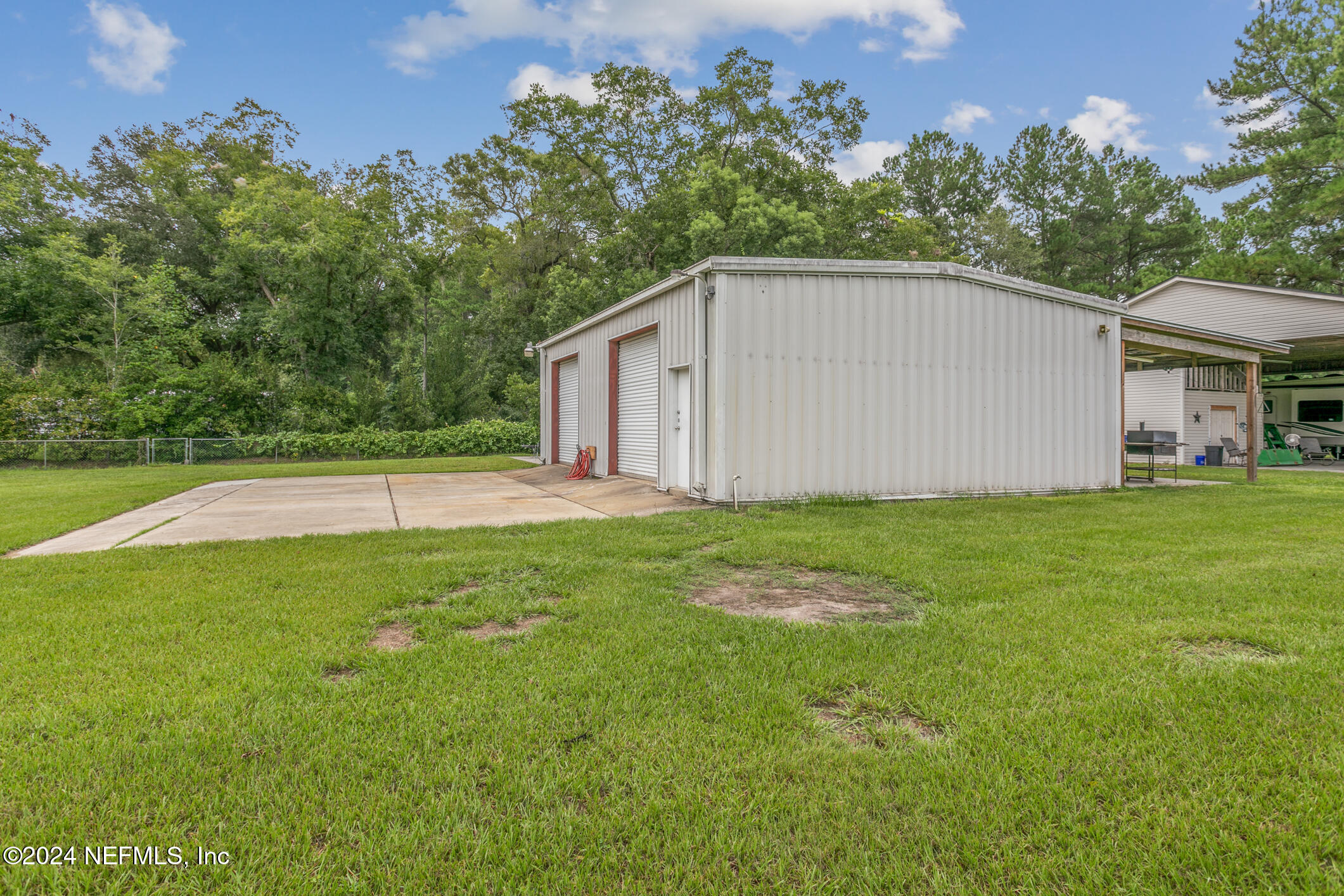 7436 WOODLAWN Road