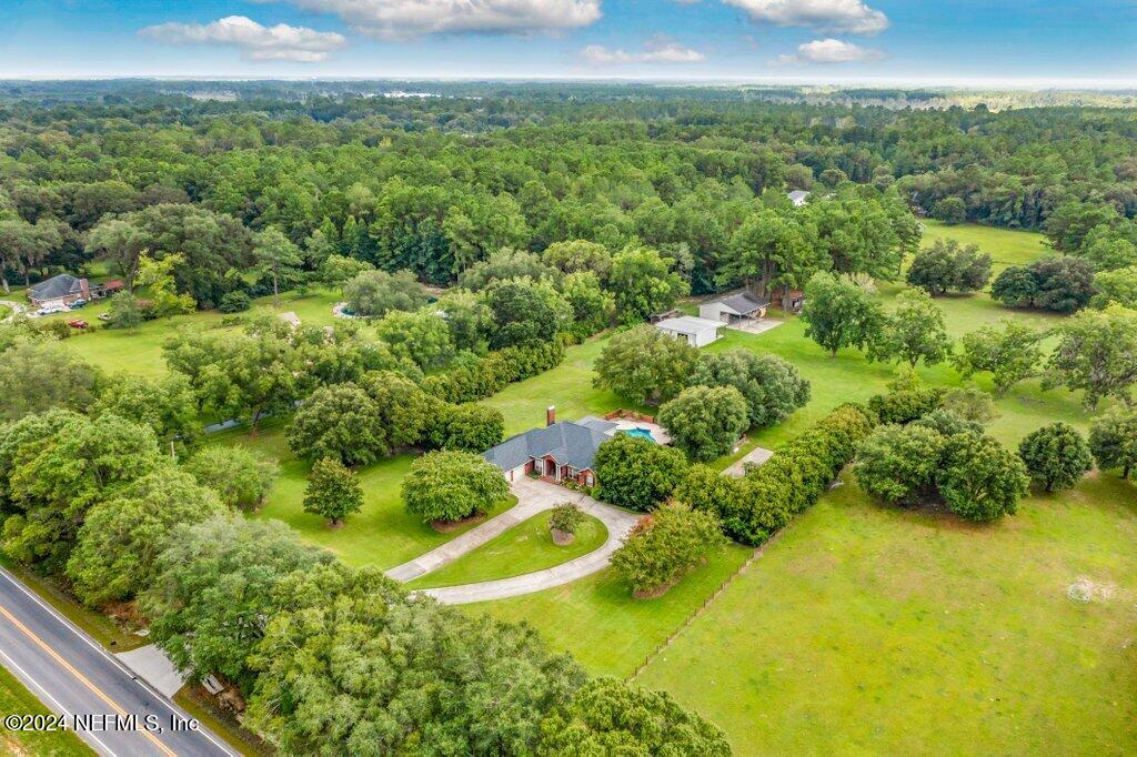 7436 WOODLAWN Road