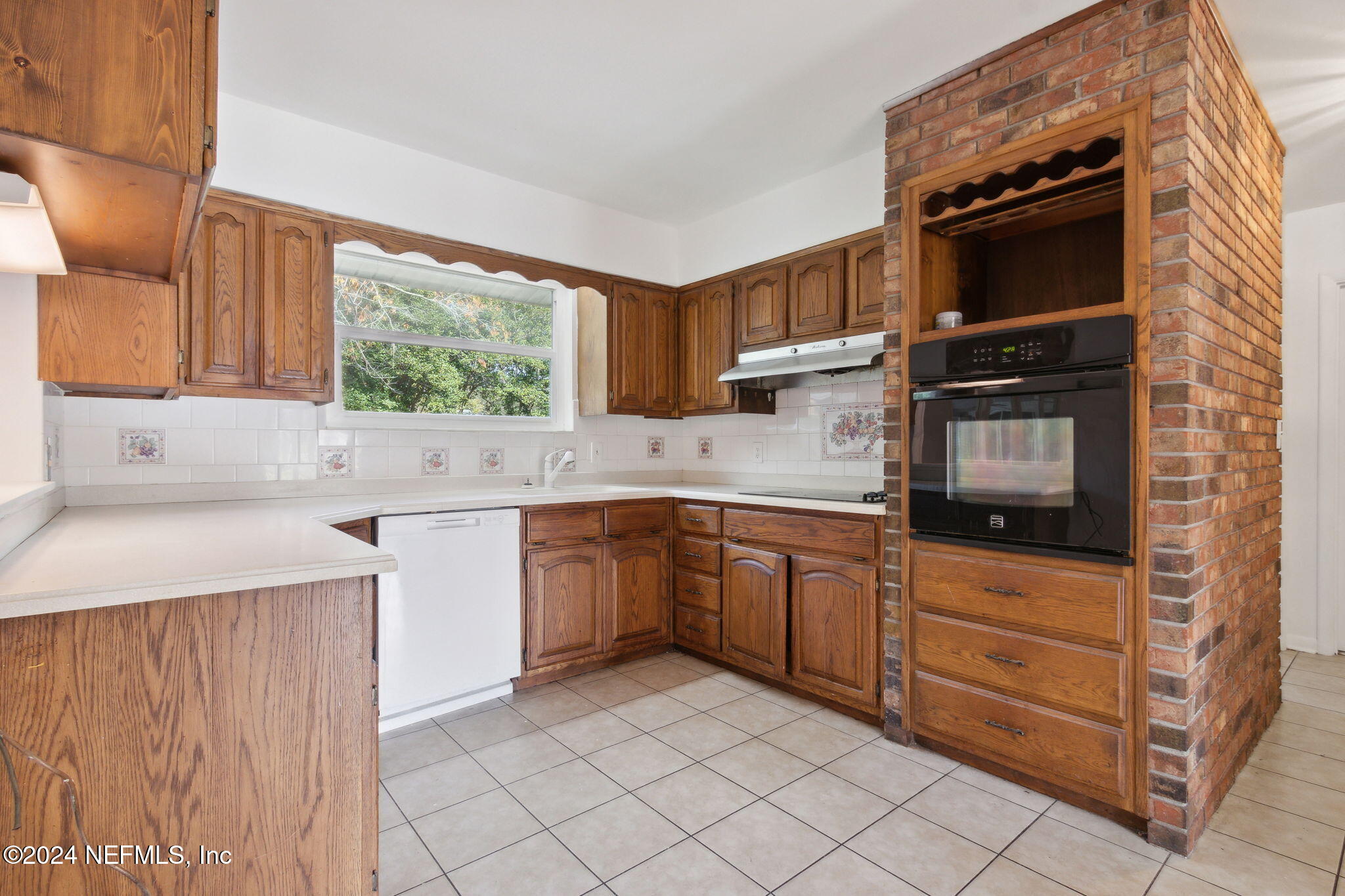 2907 CABALLERO Drive