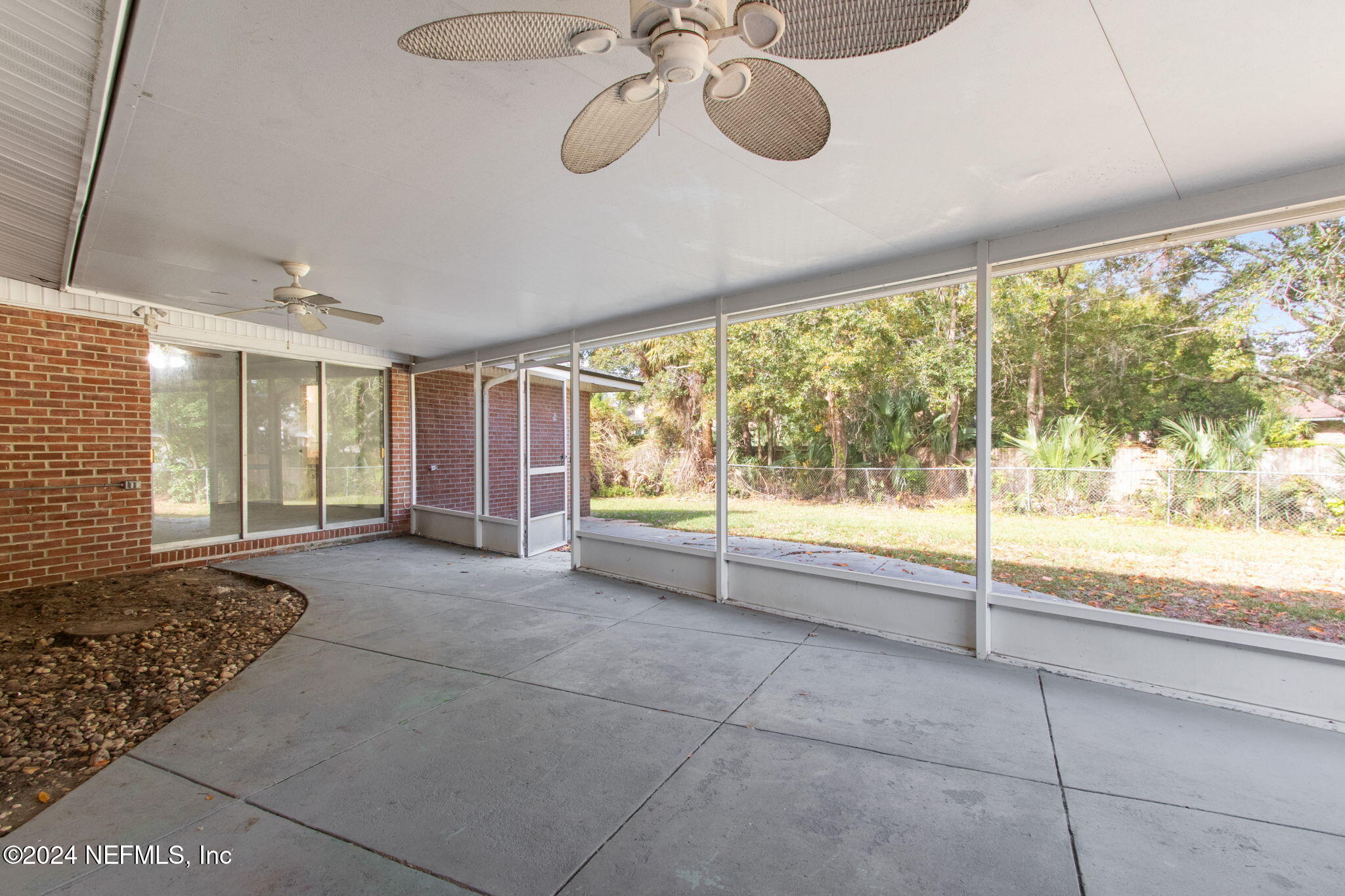 2907 CABALLERO Drive