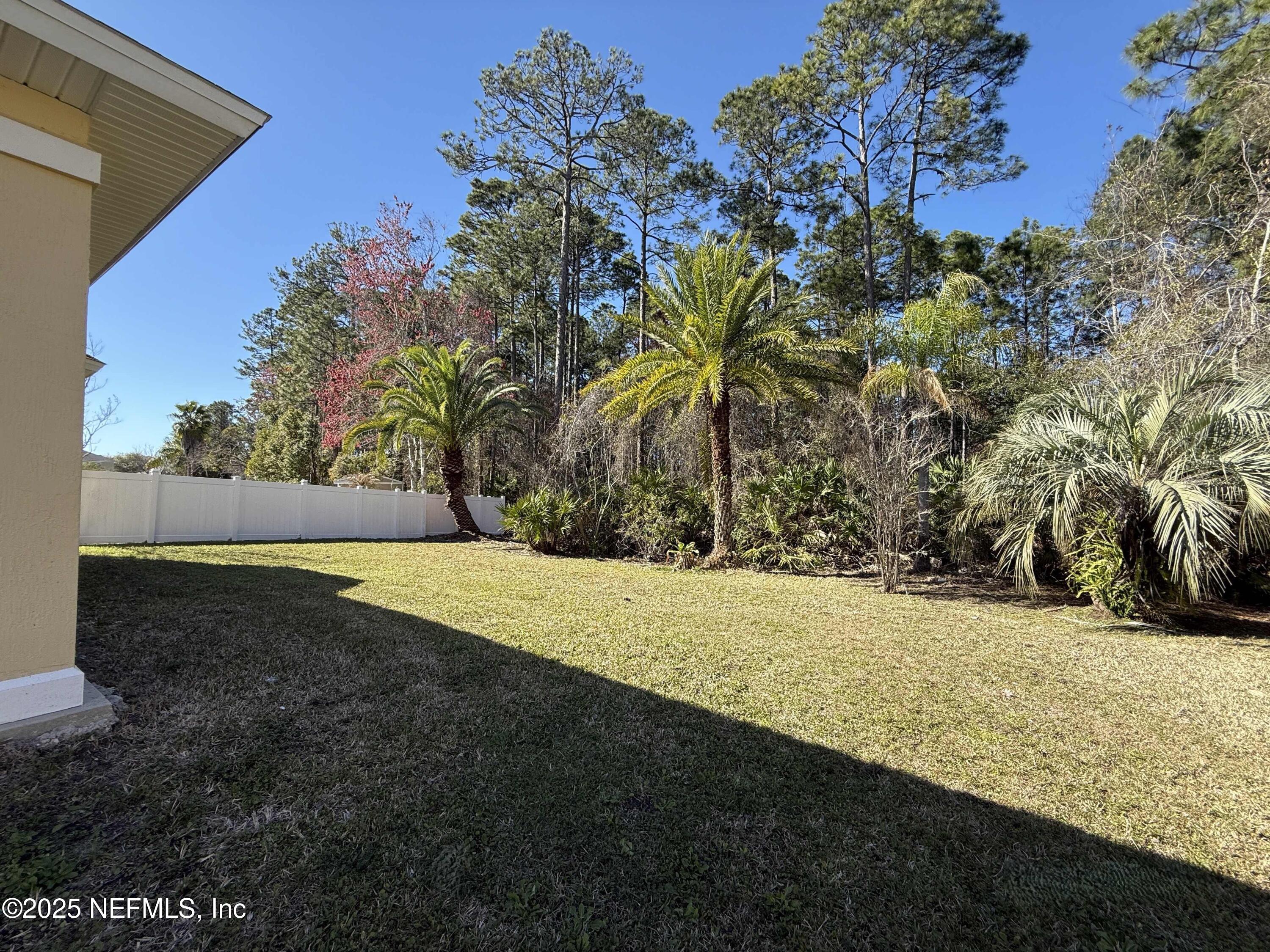 3549 VICTORIA LAKES Drive W