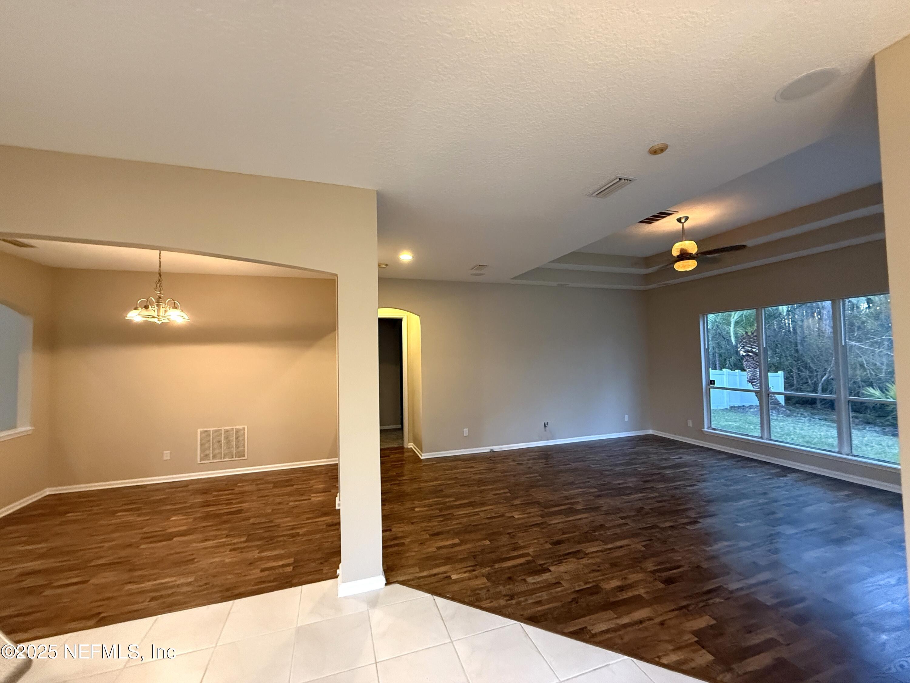 3549 VICTORIA LAKES Drive W