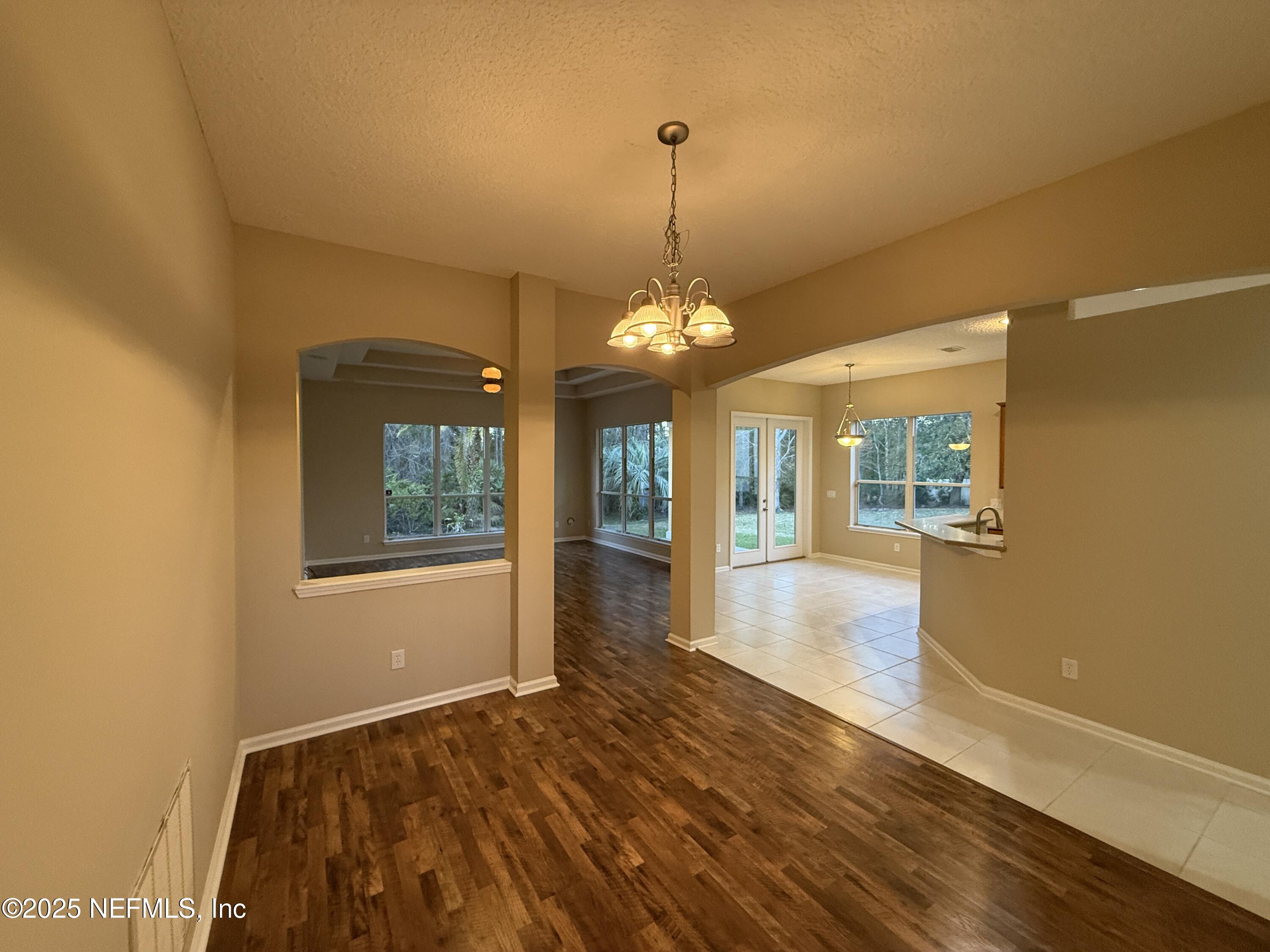 3549 VICTORIA LAKES Drive W