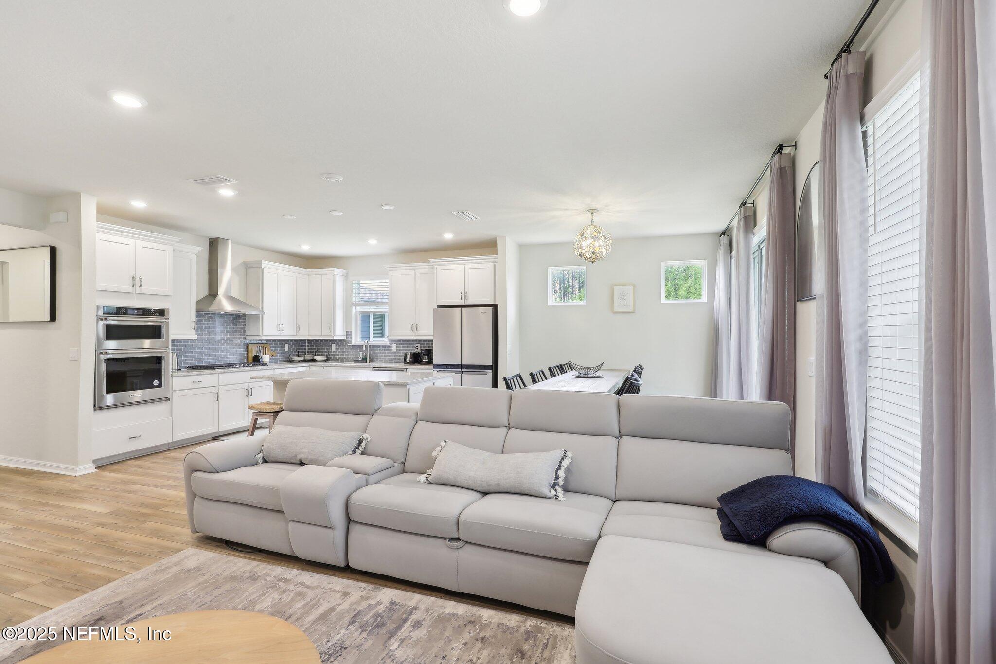10982 TOWN VIEW Drive