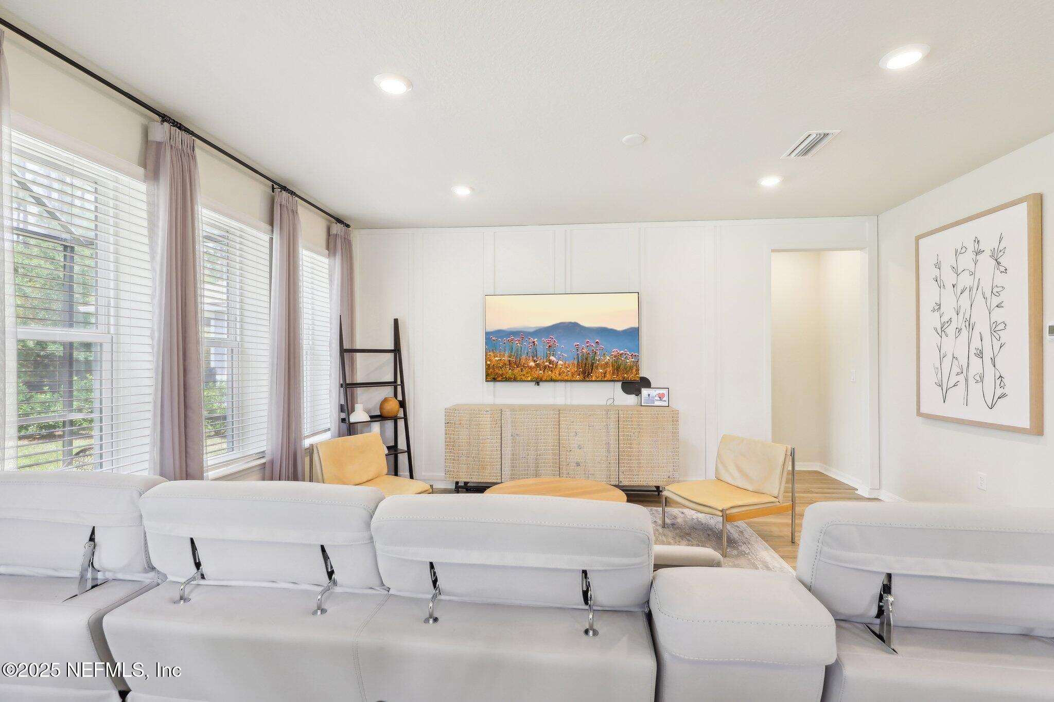 10982 TOWN VIEW Drive