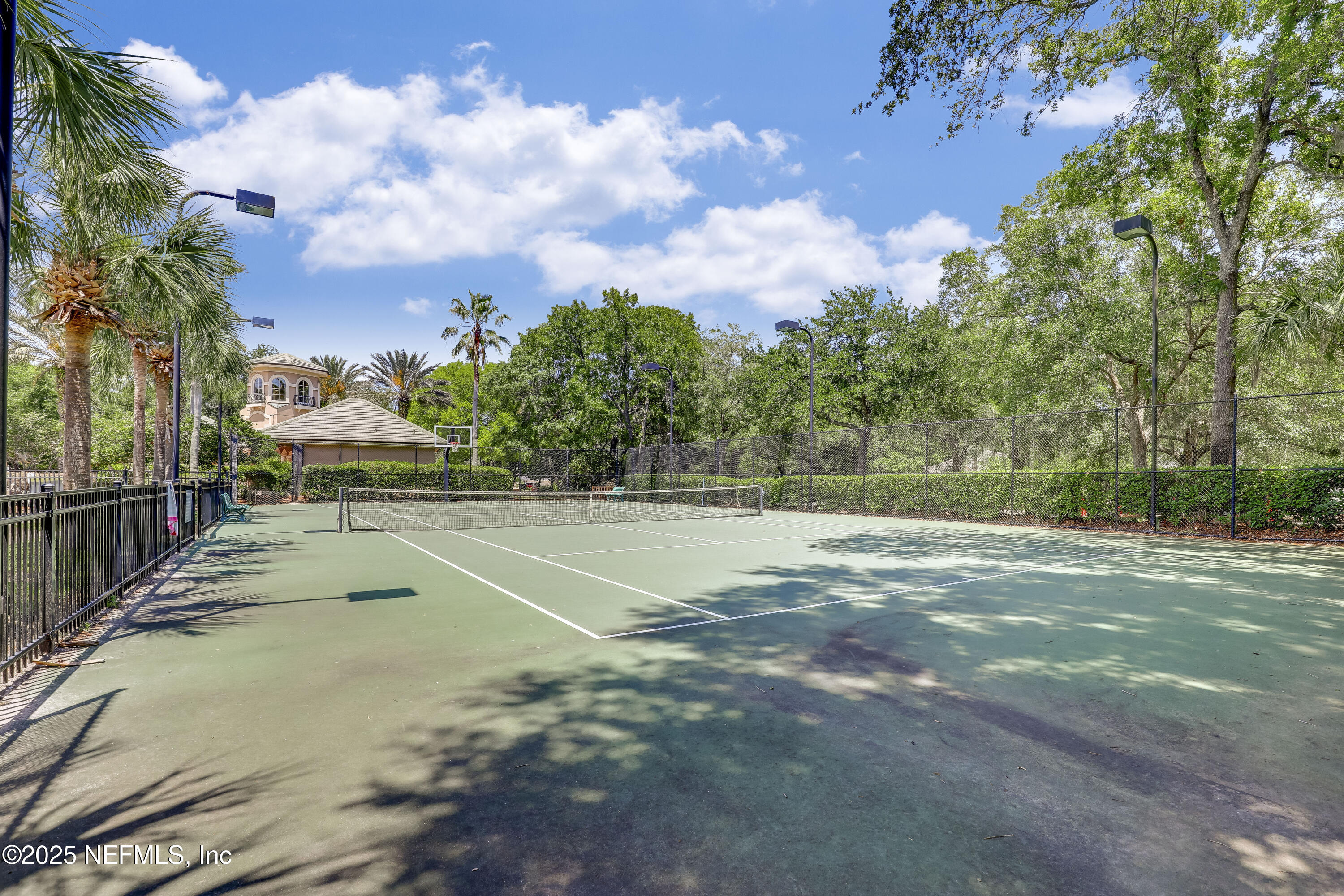 3534 SHADY WOODS Street E