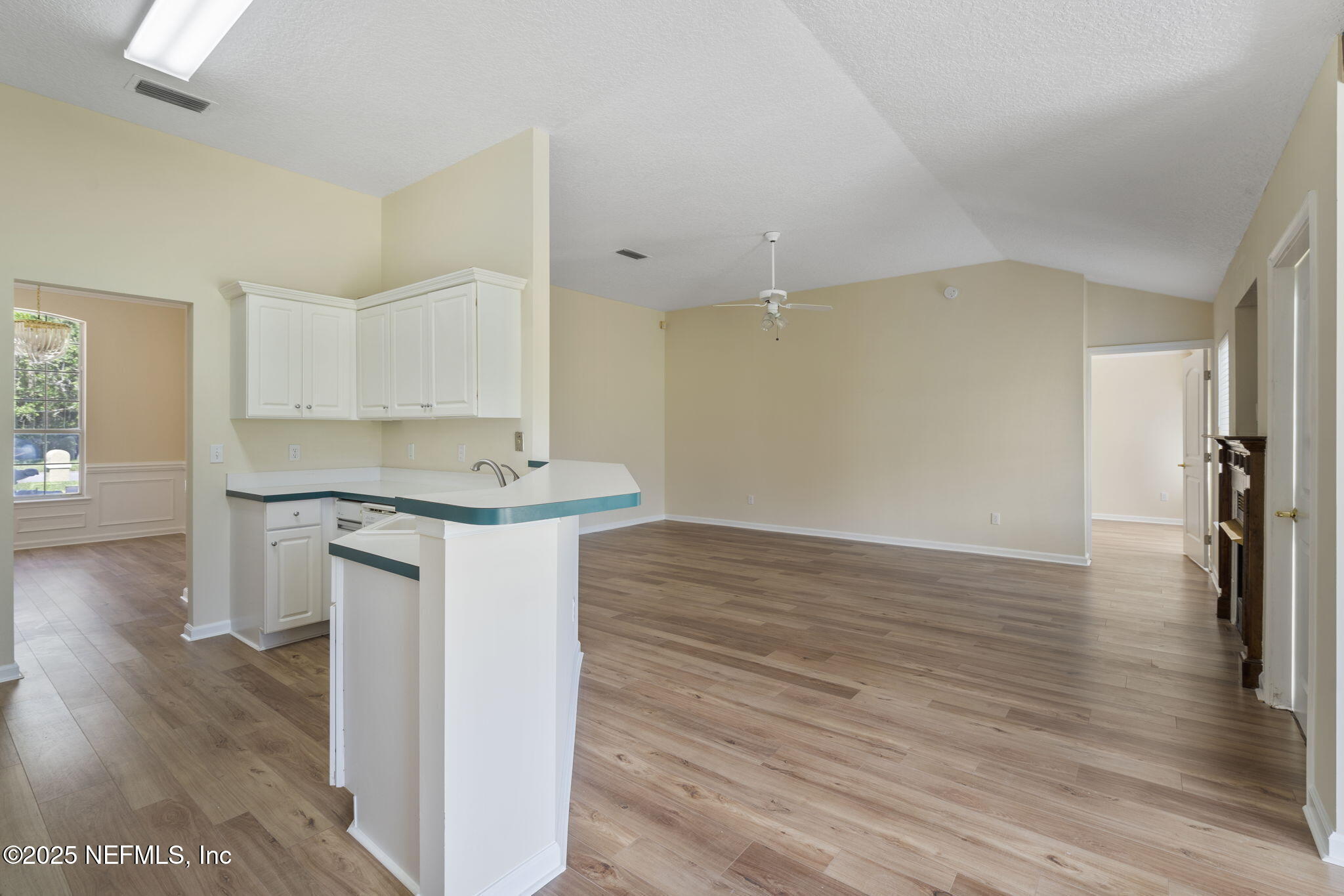 5673 PIPER GLEN Boulevard