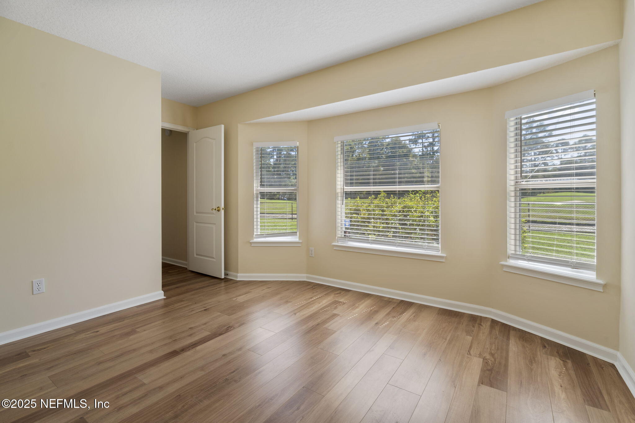 5673 PIPER GLEN Boulevard