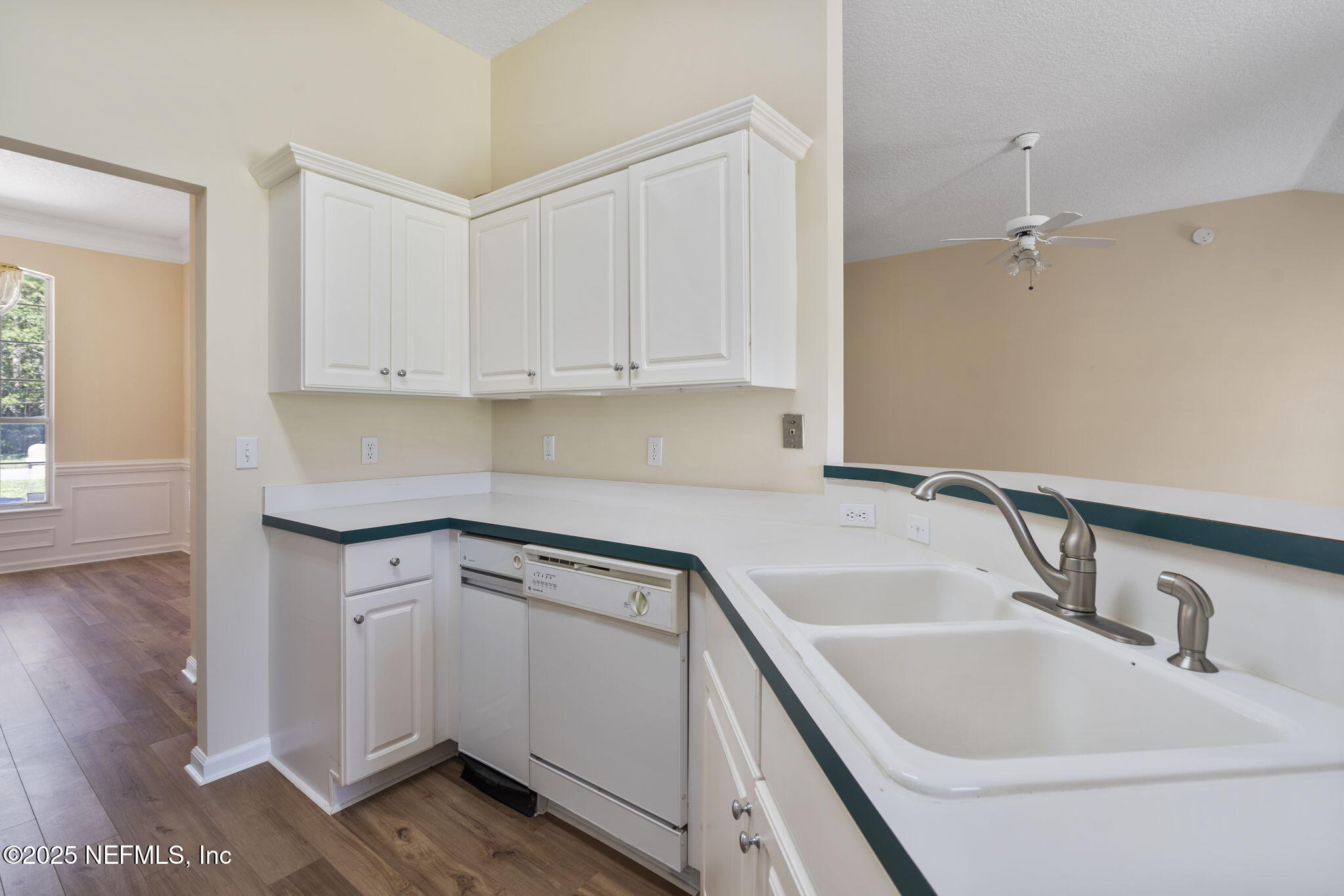 5673 PIPER GLEN Boulevard