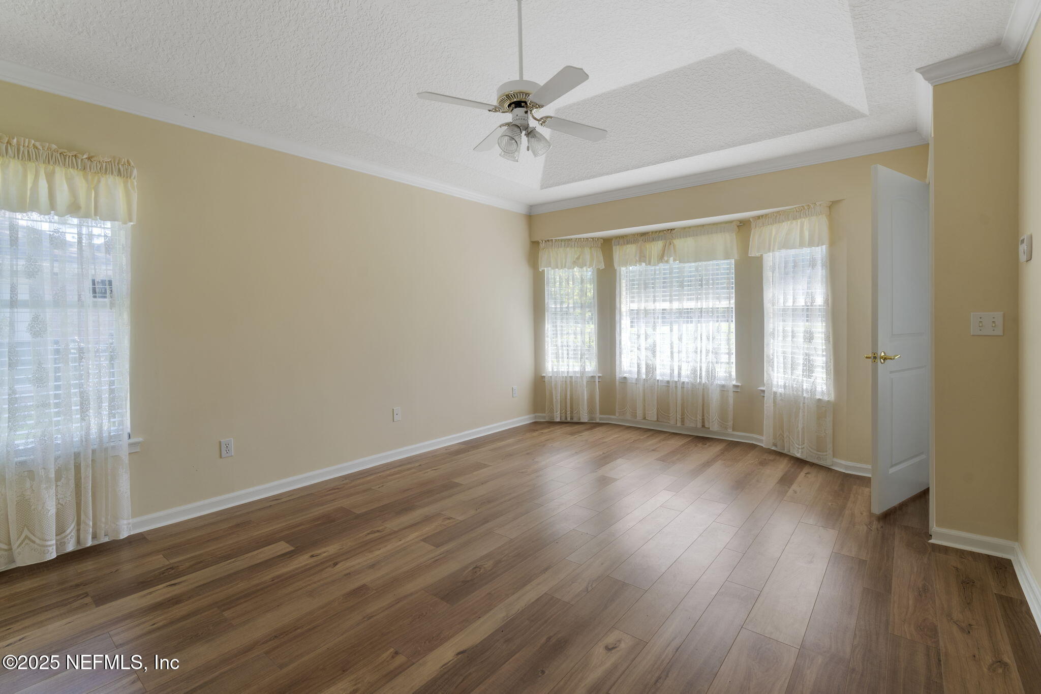 5673 PIPER GLEN Boulevard