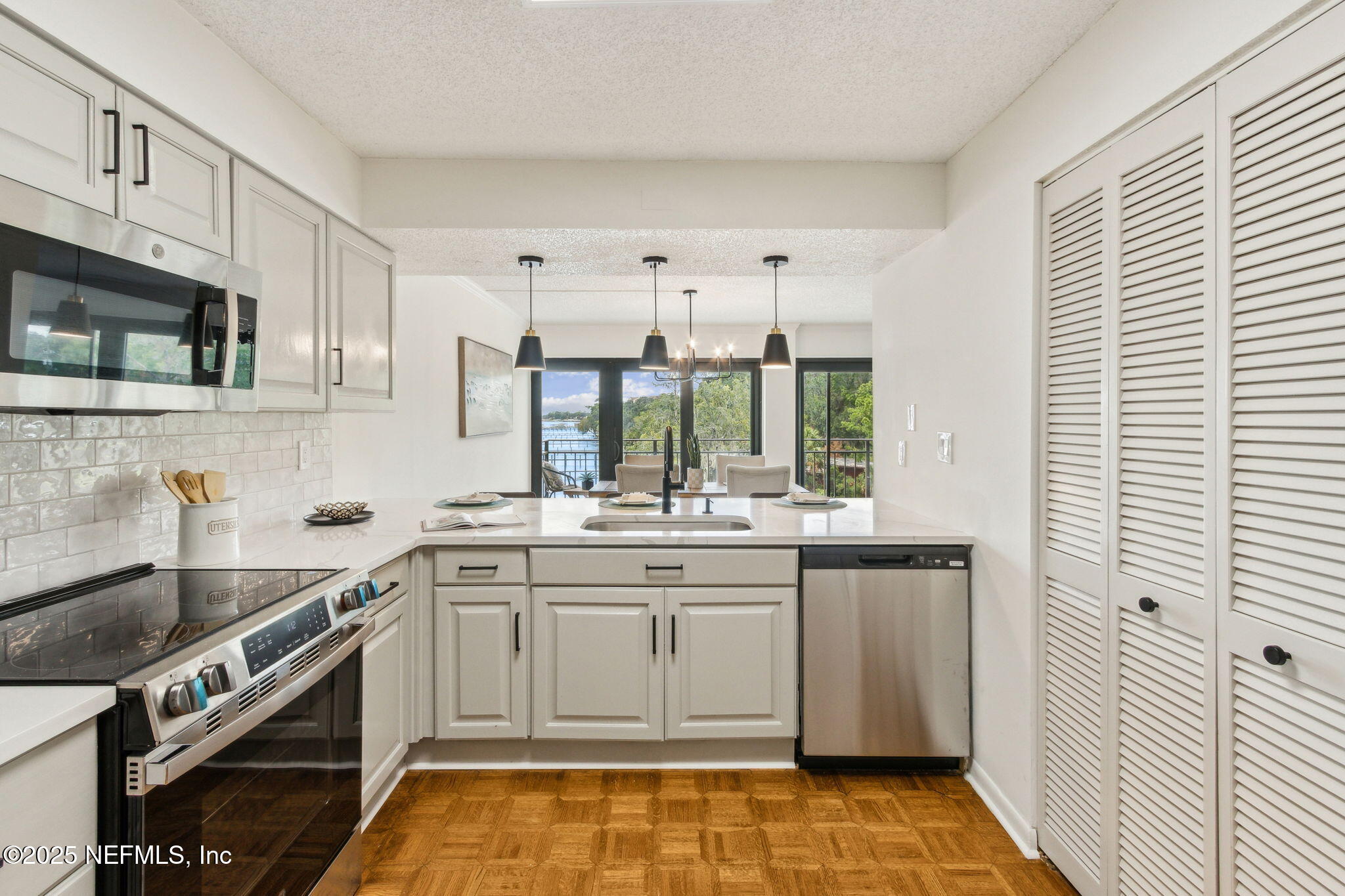 6000 SAN JOSE Boulevard 4B