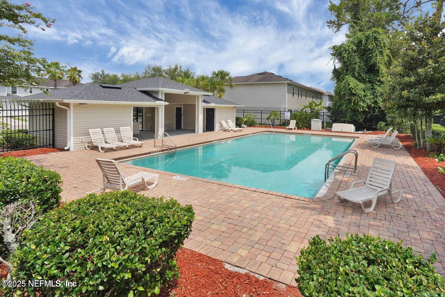 1560 BISCAYNE BAY Drive