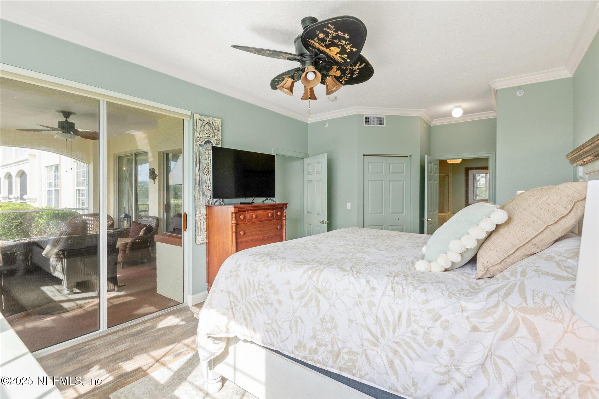 425 N OCEAN GRANDE Drive 105