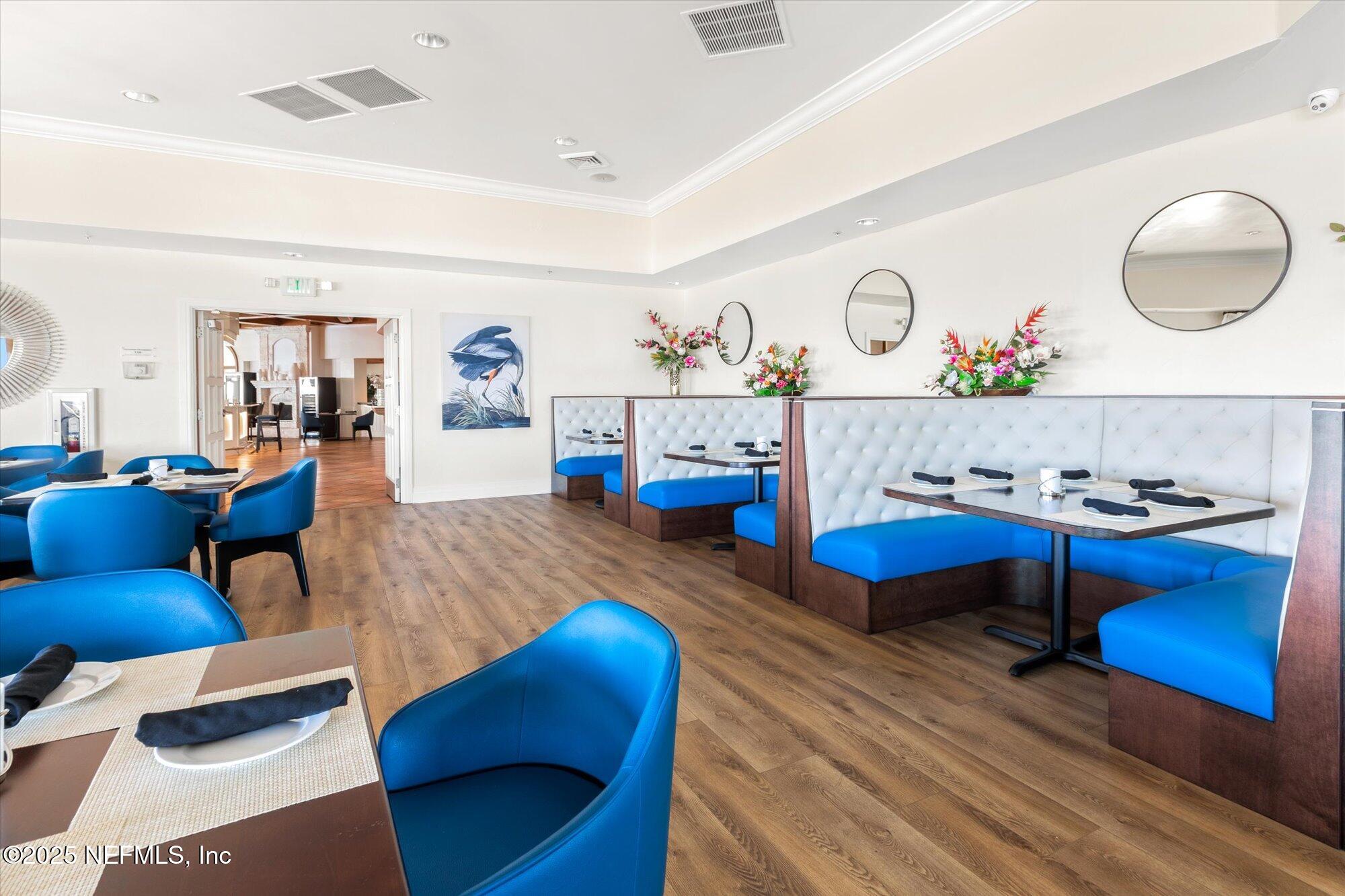 425 N OCEAN GRANDE Drive 105