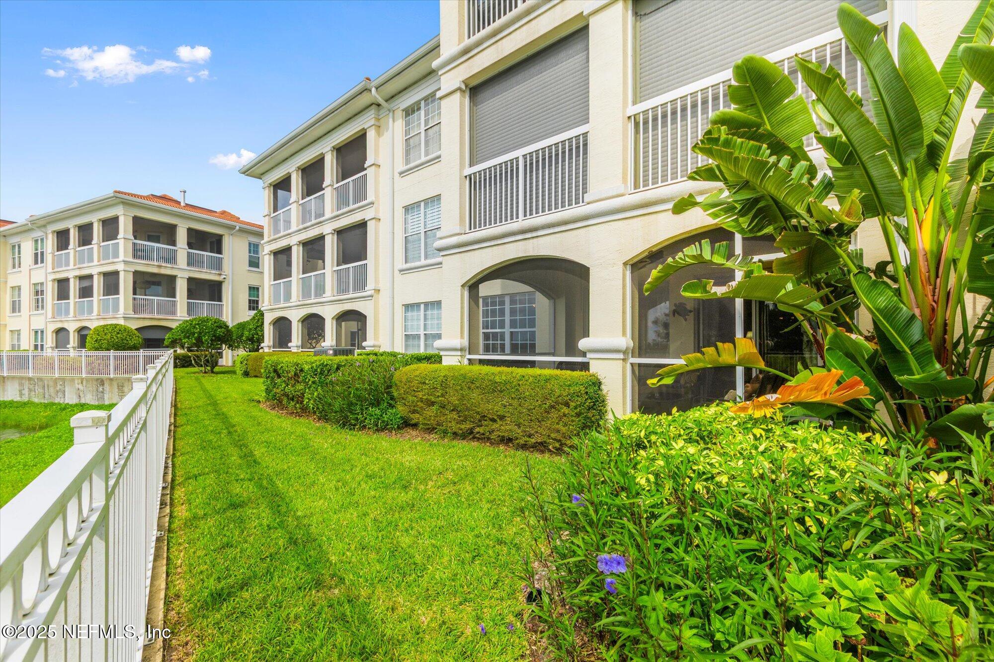 425 N OCEAN GRANDE Drive 105