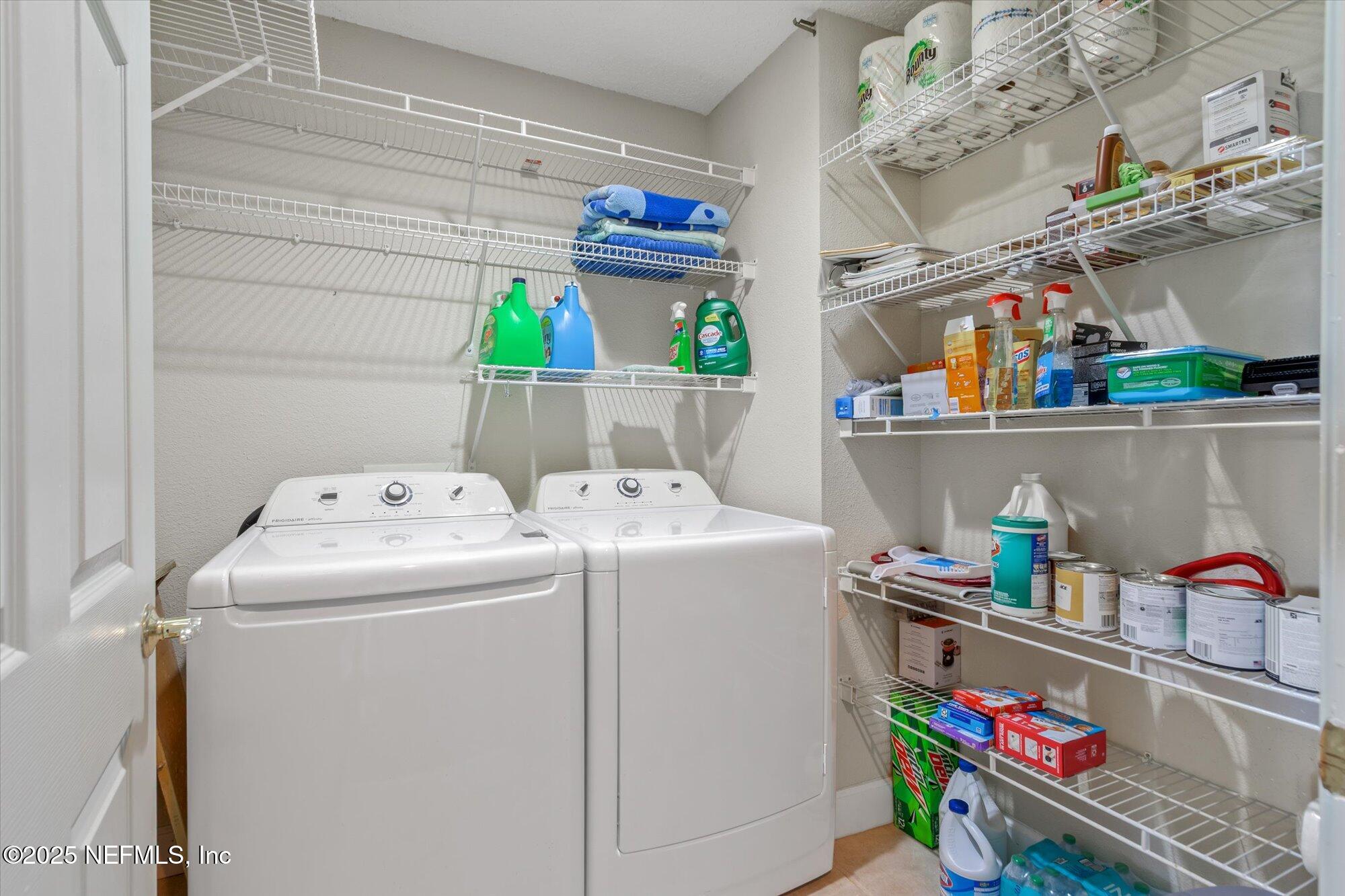 425 N OCEAN GRANDE Drive 105