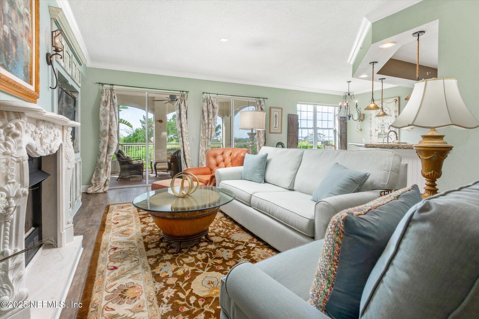 425 N OCEAN GRANDE Drive 105