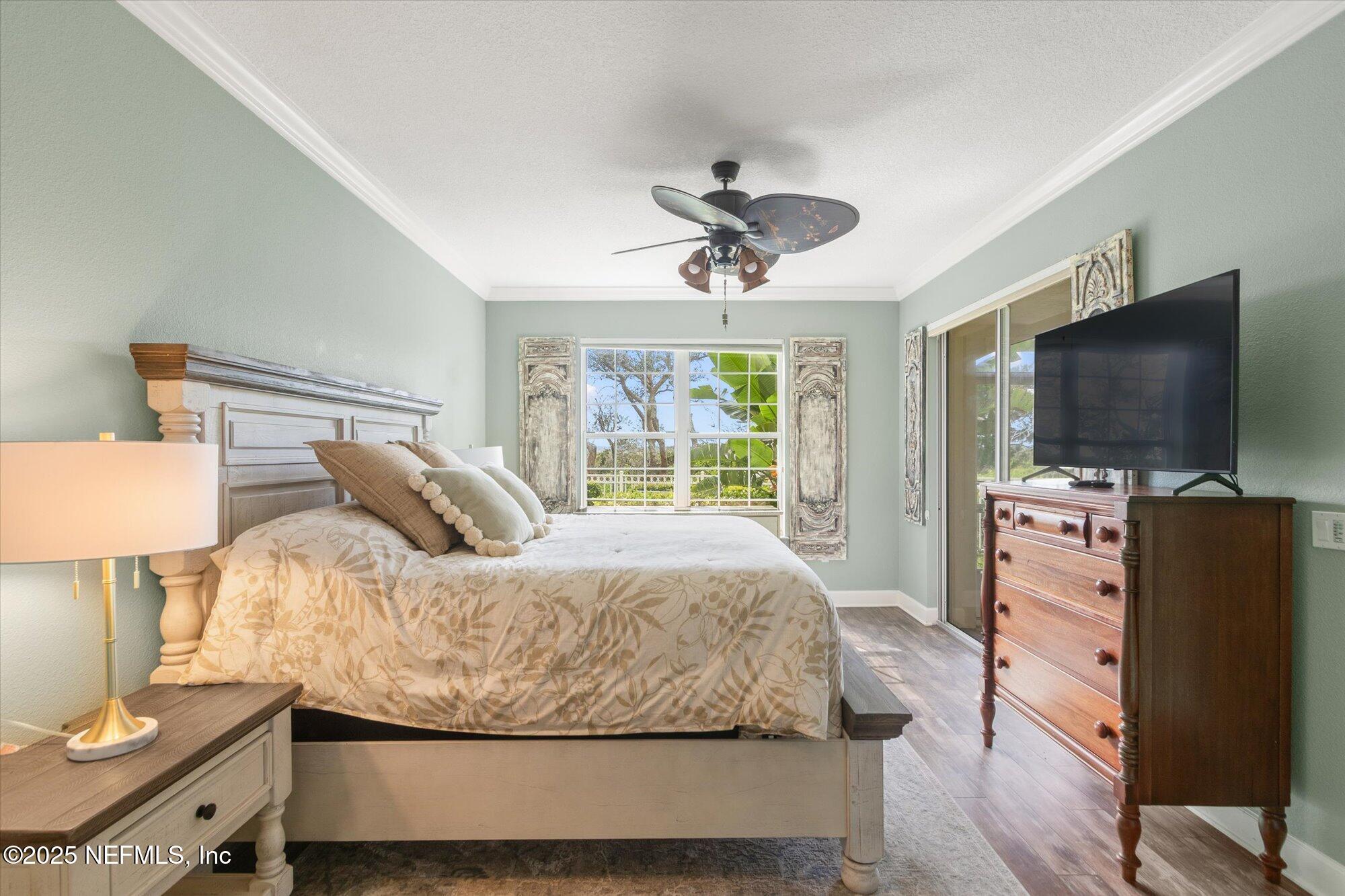 425 N OCEAN GRANDE Drive 105